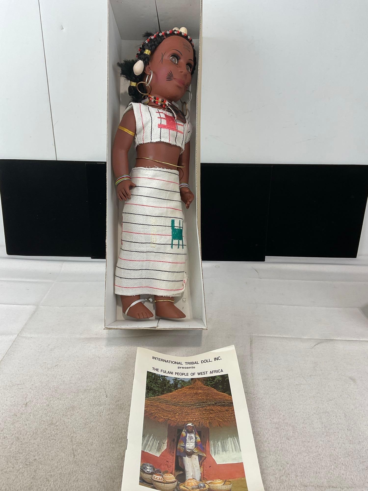 Vintage 1986 Informative & Educational Fulani Doll, by Intl. Tribal Doll Inc. 17 inch doll - 4