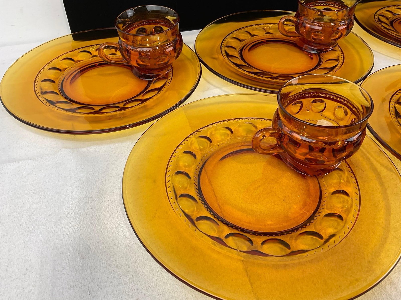 Set of 6 Vintage Indiana Glass Co Amber Kings Crown Thumbprint Snack Plates & Mugs - 2