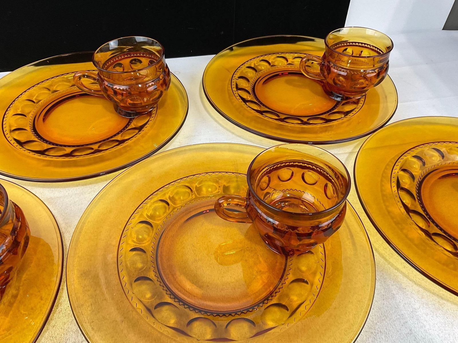 Set of 6 Vintage Indiana Glass Co Amber Kings Crown Thumbprint Snack Plates & Mugs - 3