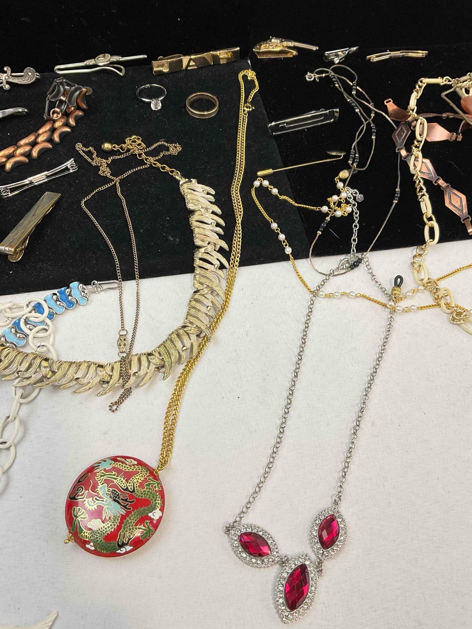 Large Selection Of assorted Jewelry, incl. Necklaces, rings, Tie tacks. see pics - 3