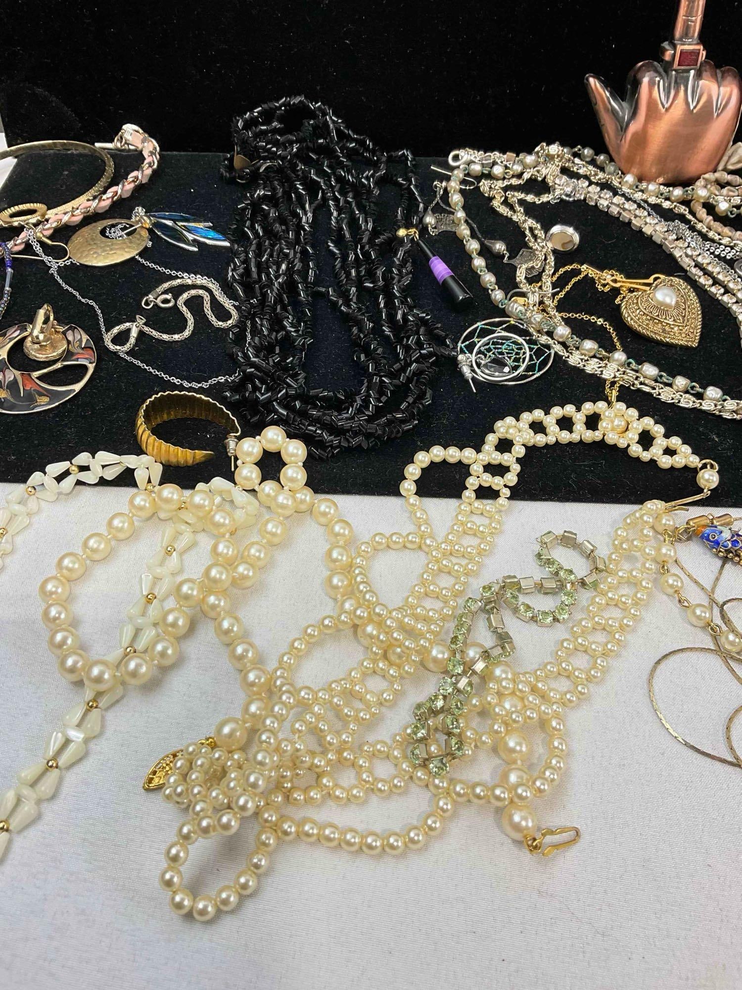 Large Treasure Trove collection of Vintage assortment of mixed jewelry Some Mid Century See pics - 3