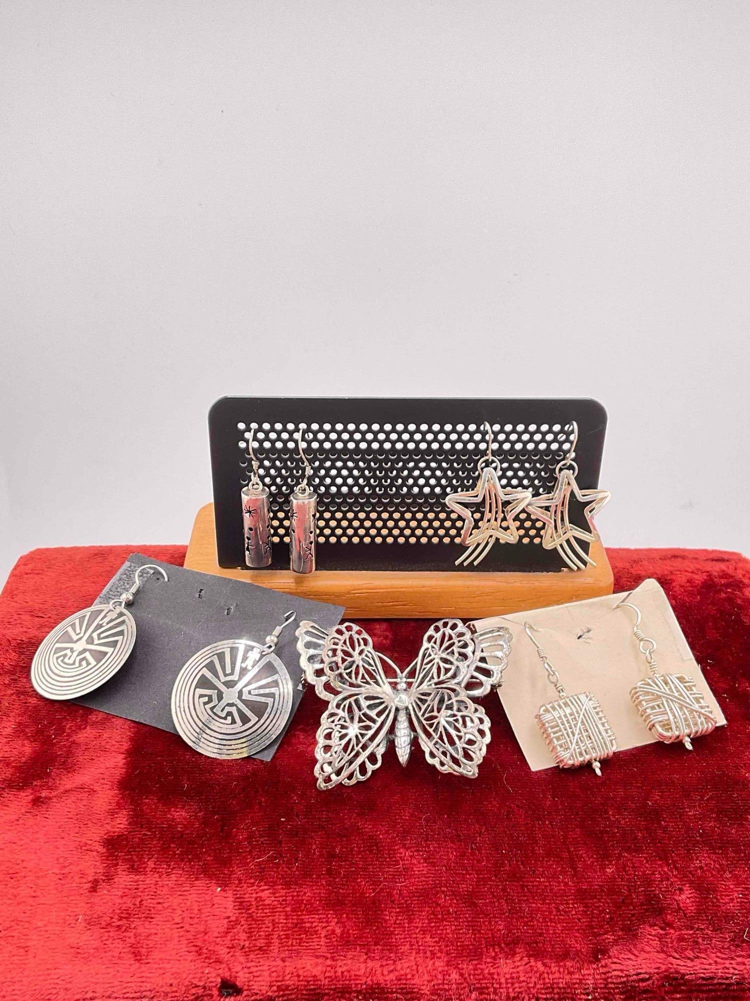 4 x sets of attractive Sterling silver earrings & Large Butterfly Brooch: c-414