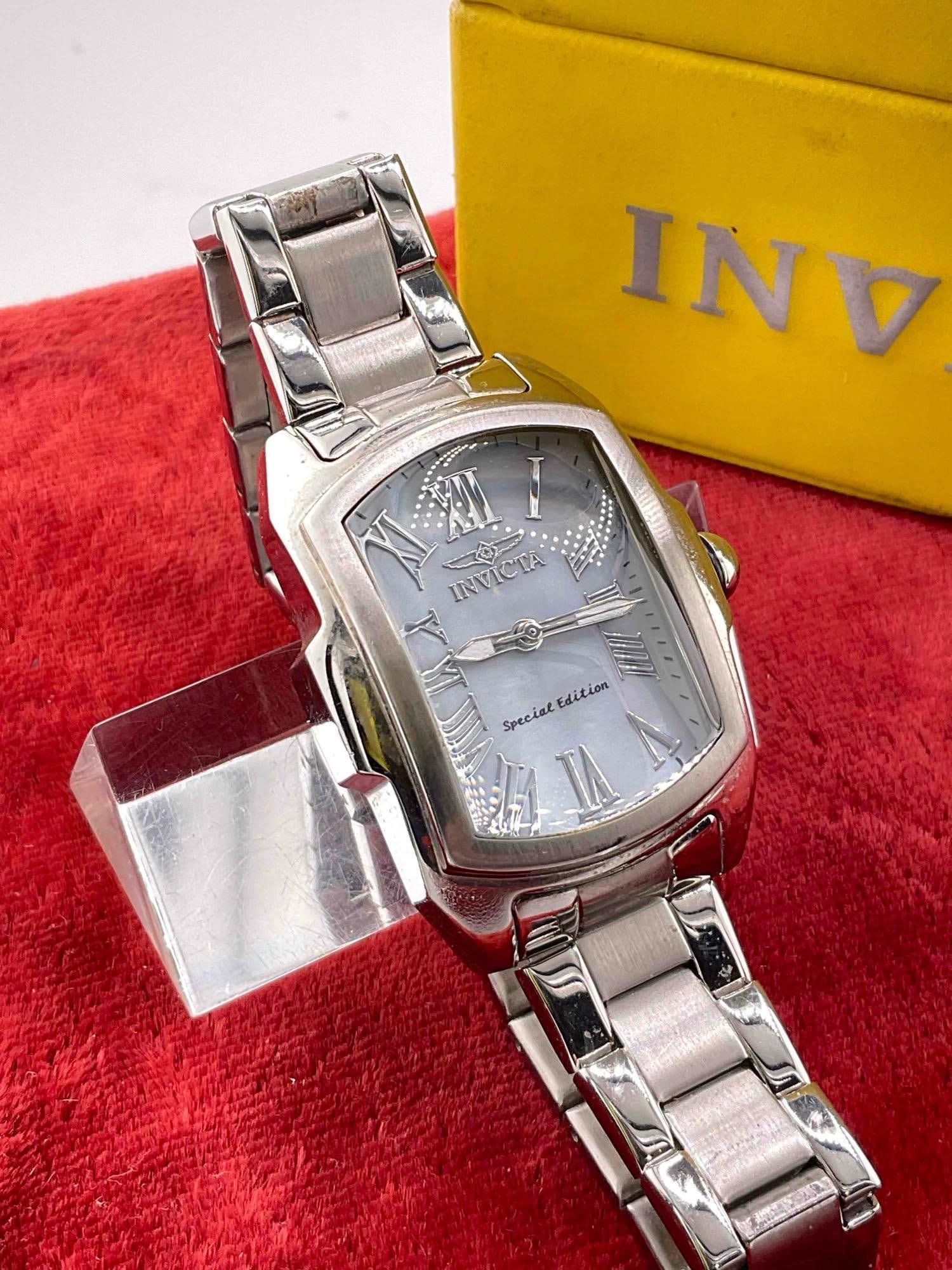 Invicta Lupah Women's Quartz Stainless Steel Wrist Watch Model 19791 w/ Original Box. See pics. - 2