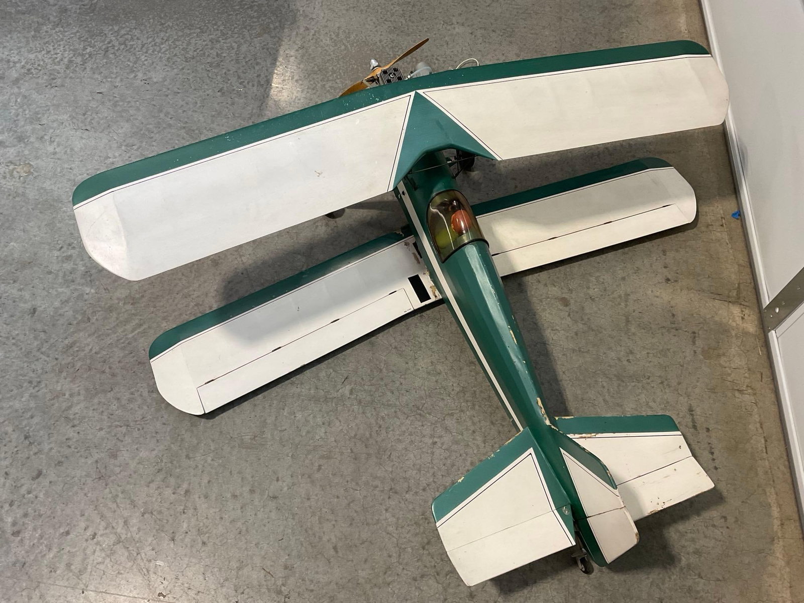 Rare Vintage RC Bi-Plane, Green & White w/Vintage Super Tigre Engine - 2