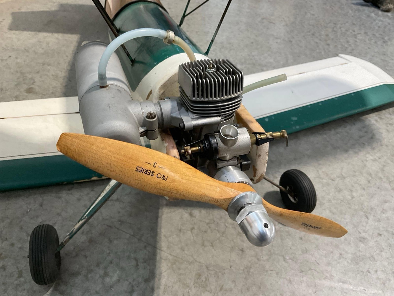 Rare Vintage RC Bi-Plane, Green & White w/Vintage Super Tigre Engine - 3