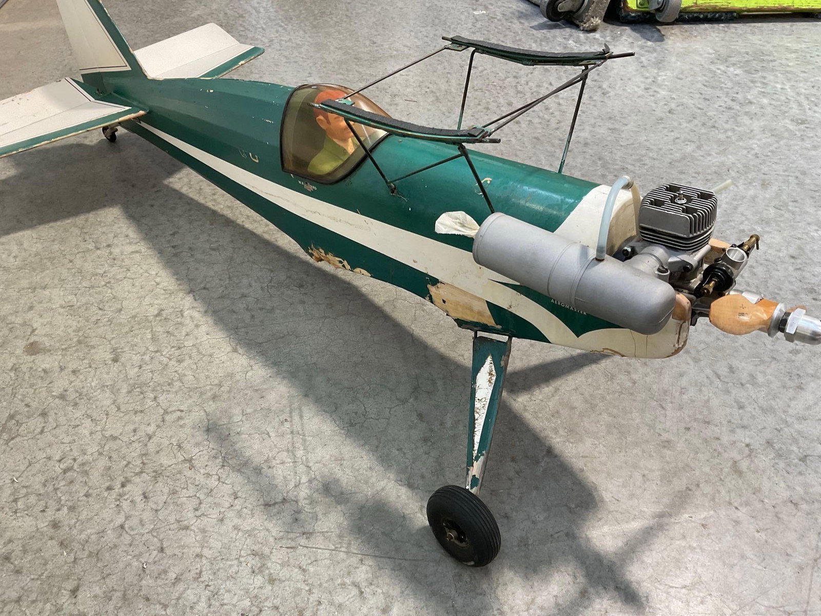 Rare Vintage RC Bi-Plane, Green & White w/Vintage Super Tigre Engine - 5