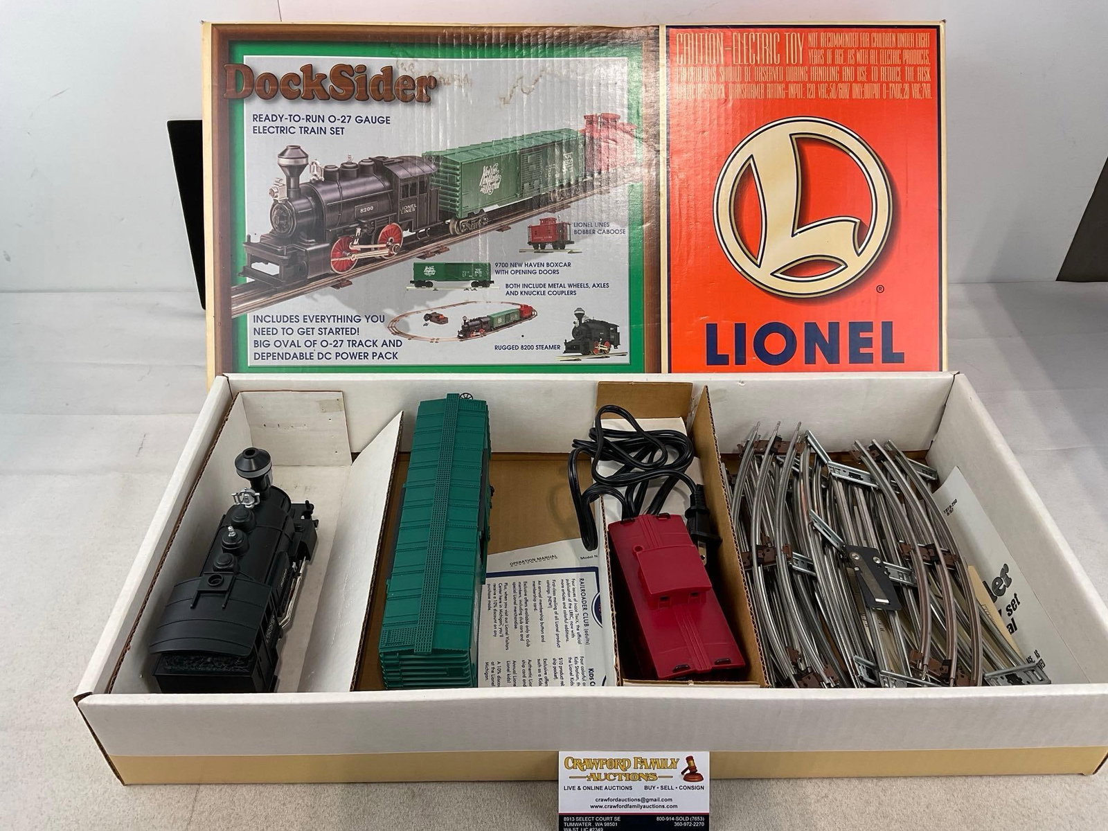 Lionel DockSider 6-11919 Ready-To-Run O-27 Gauge Electric Train Set, Locomotive, Boxcar, & Caboose: Appears to be in good shape. The piece measures approx 5h x 25w x 13d inches. See pics. E-6400
