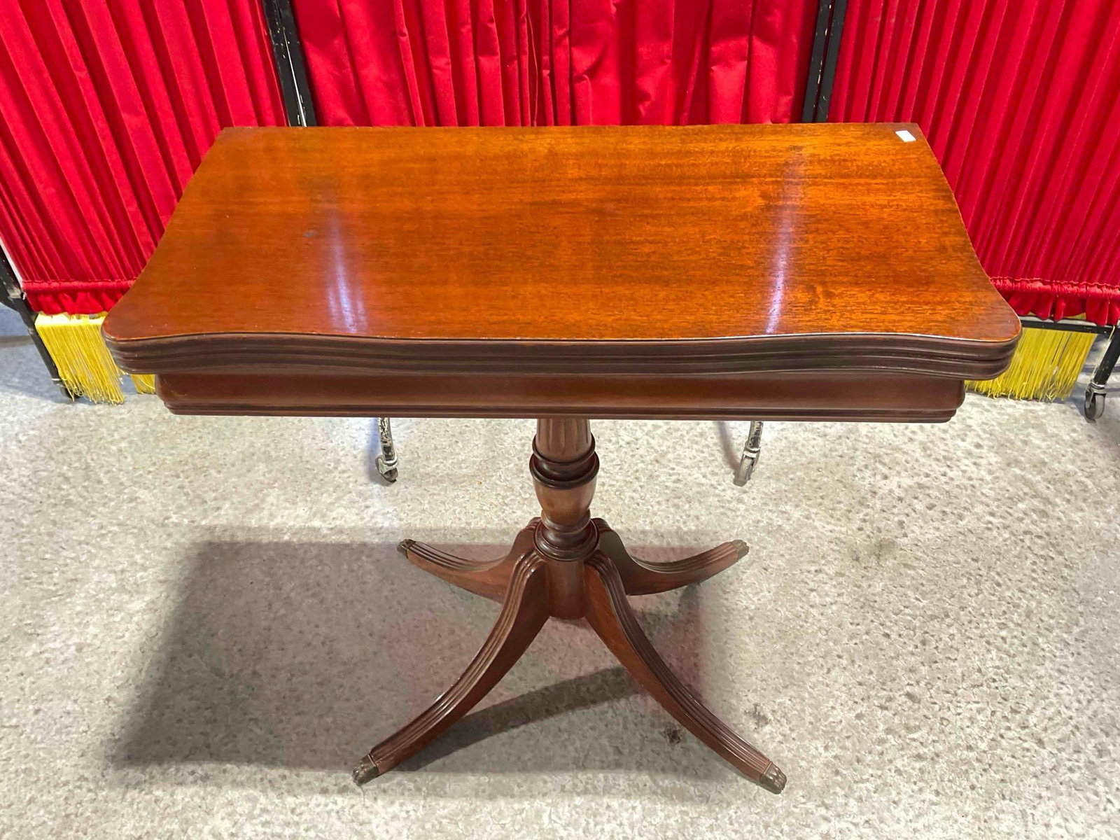 Vintage Handsome Duncan Phyfe Style Mahogany Wood Swivel Top Game Table. Fair Condition. (1 of 6)
