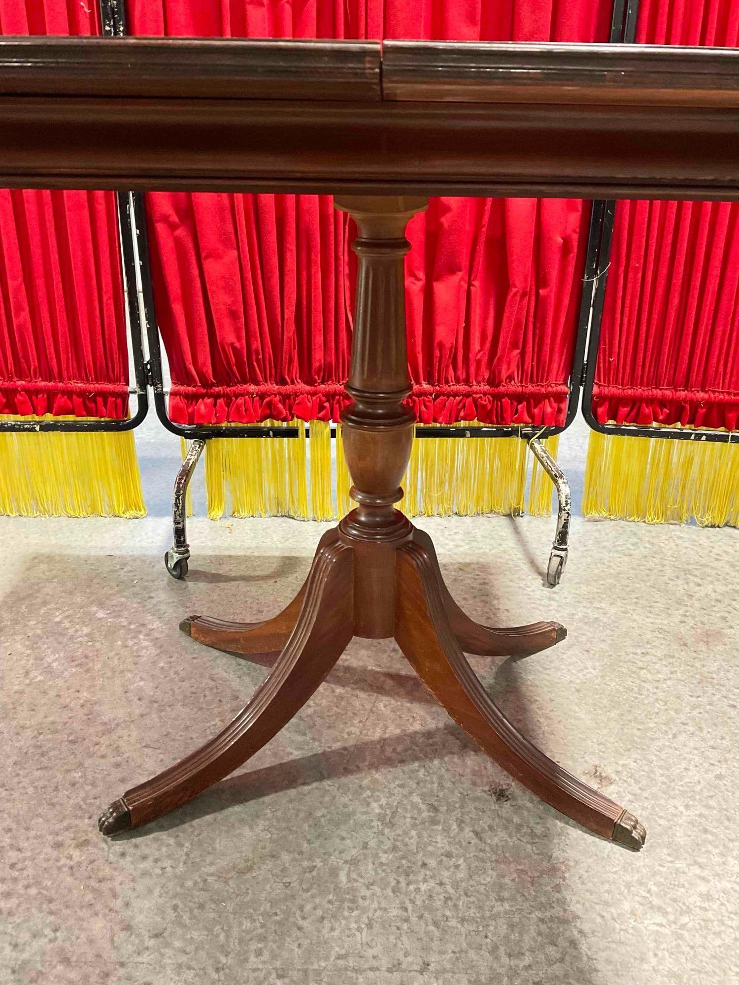 Vintage Handsome Duncan Phyfe Style Mahogany Wood Swivel Top Game Table. Fair Condition. - 5