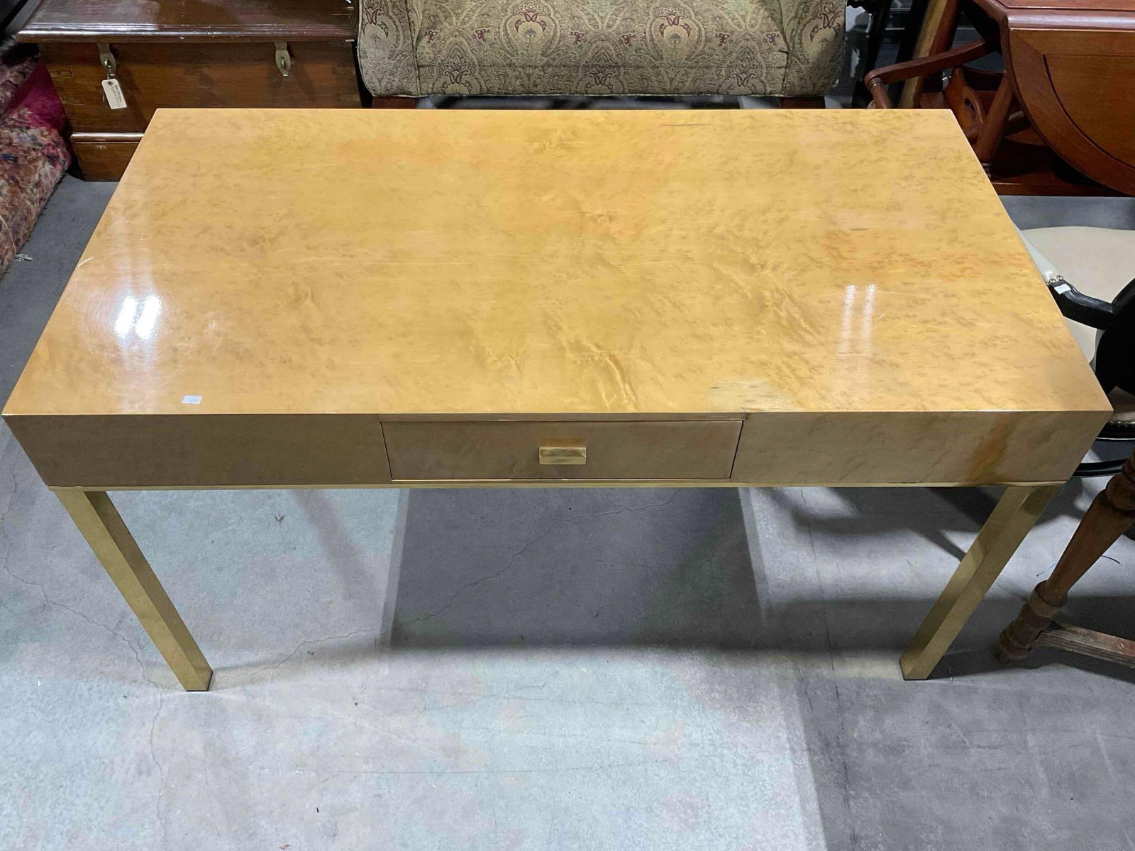 Handsome Vintage Thomasville MCM Birdseye Maple Wood & Brass Parsons Desk (1 of 7)