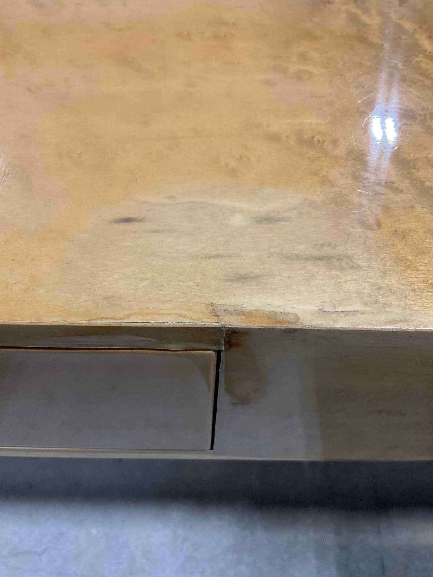 Handsome Vintage Thomasville MCM Birdseye Maple Wood & Brass Parsons Desk - 3