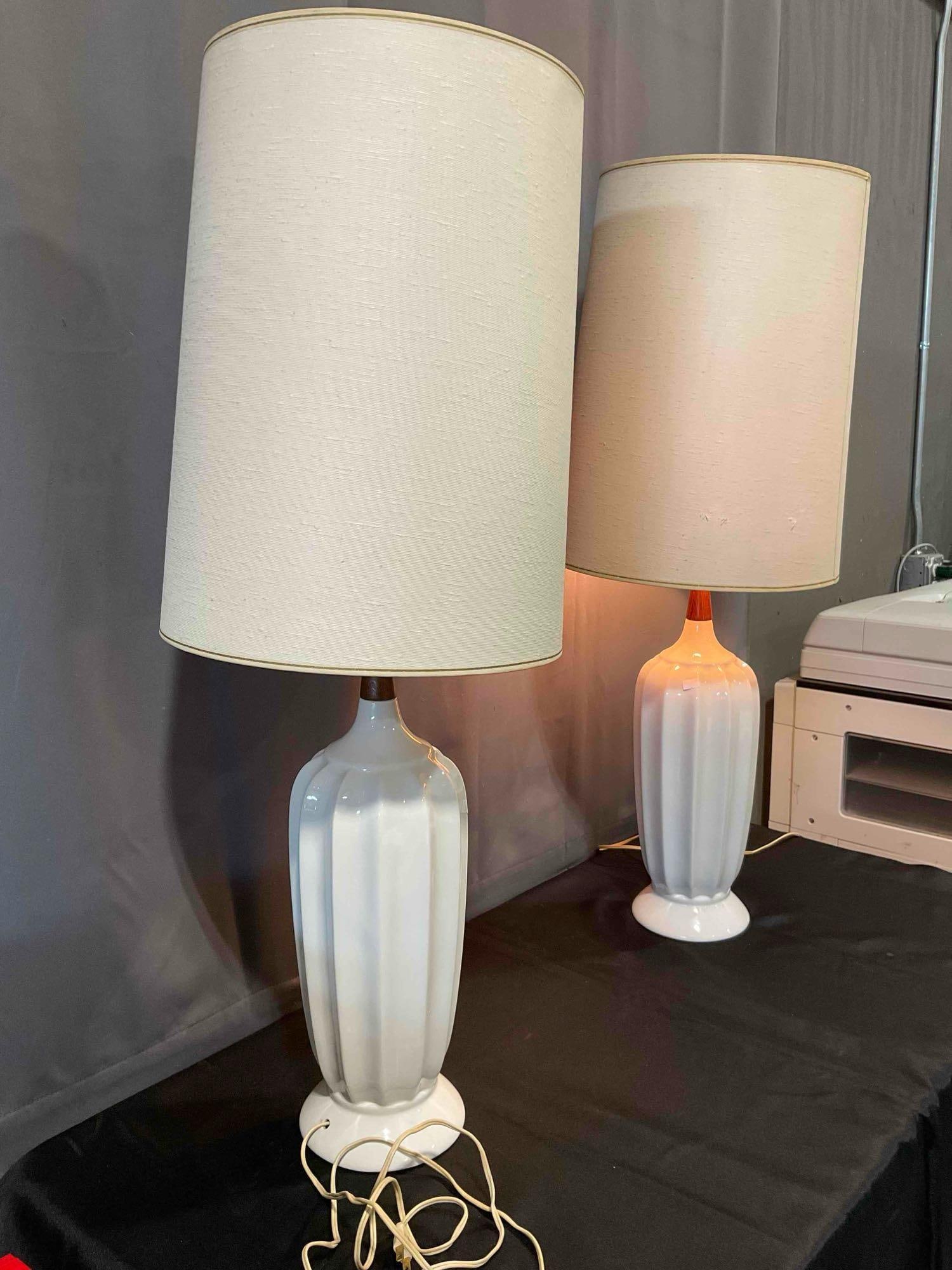 Pair of Vintage MCM White Ceramic & Walnut Wood Table Lamps w/ Cream Shades. Tested, Work. - 2