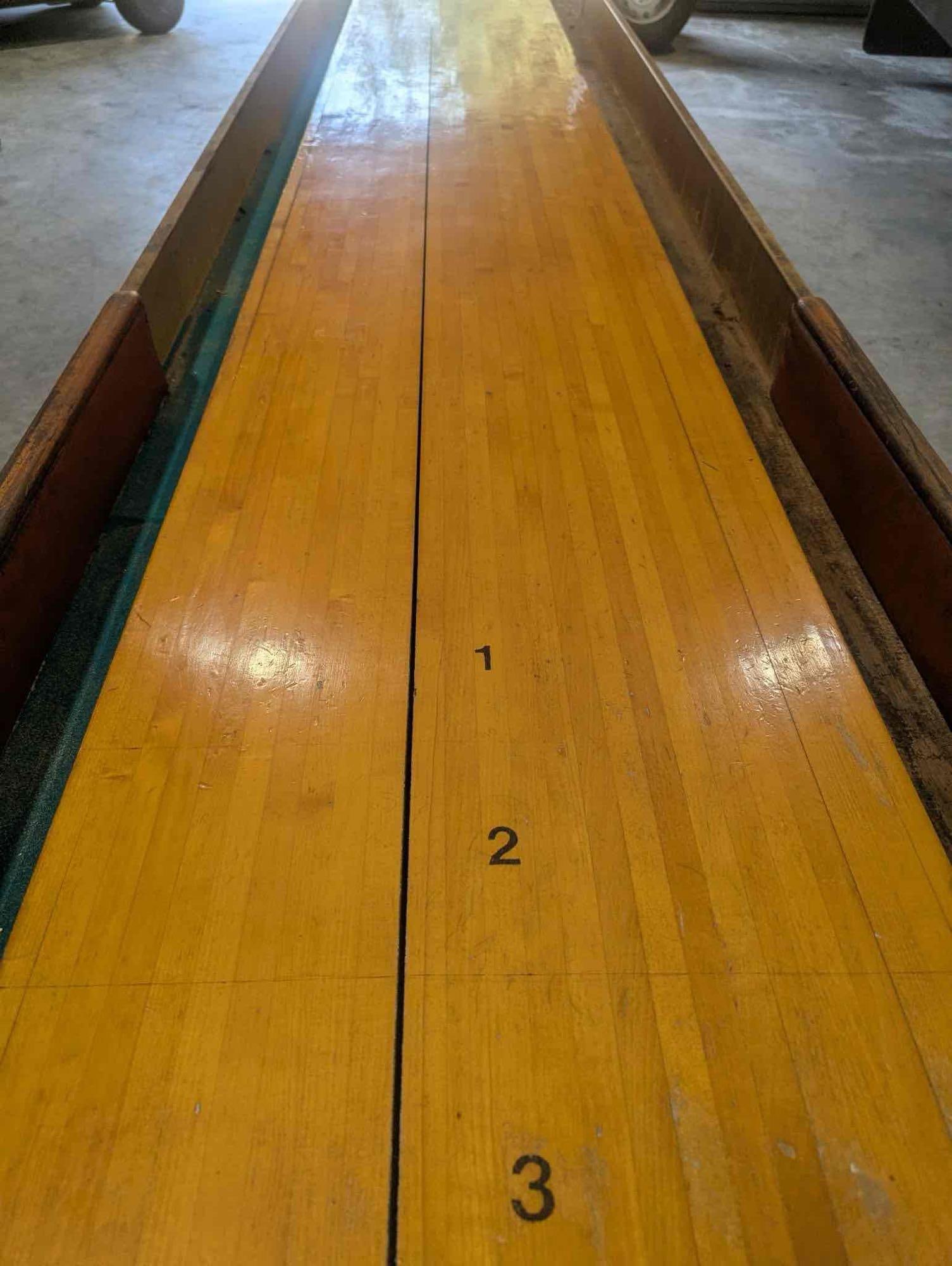 Vintage Mid century professional Tornamnet American C0. 22' Shuffle board table w/ score board - 12