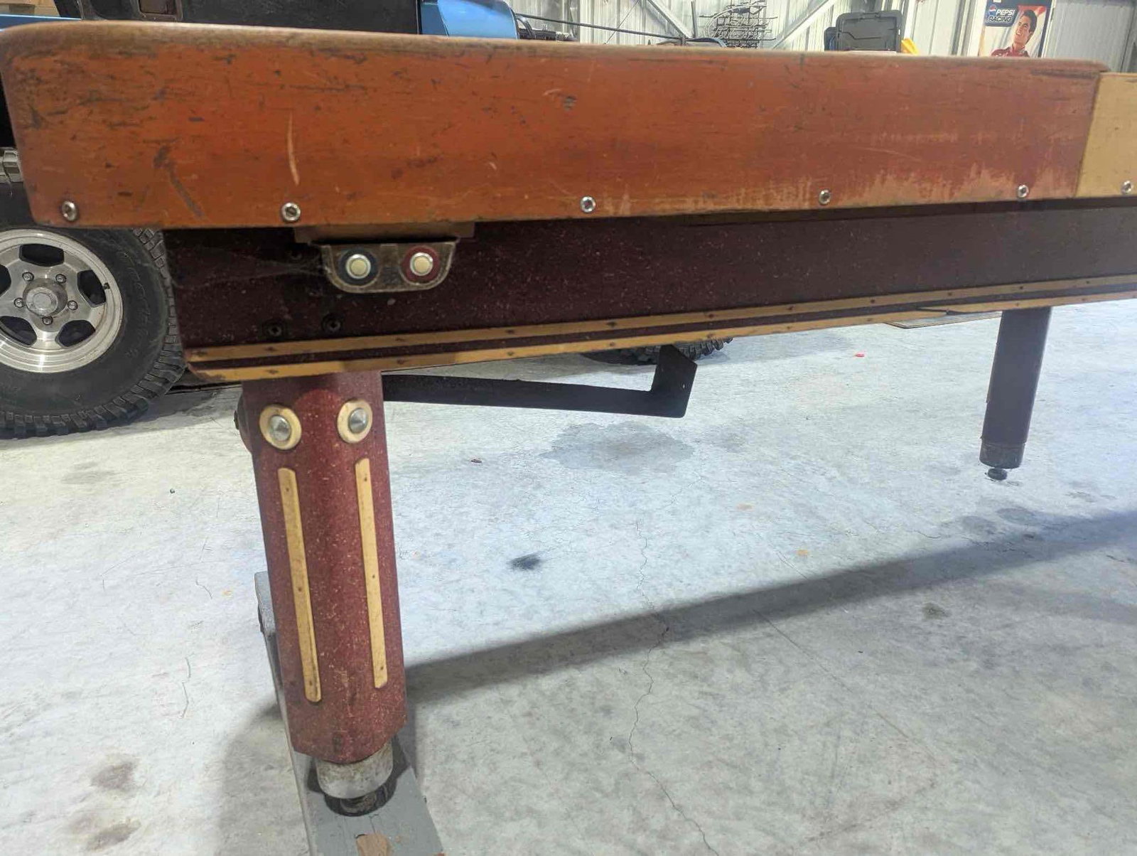 Vintage Mid century professional Tornamnet American C0. 22' Shuffle board table w/ score board - 13