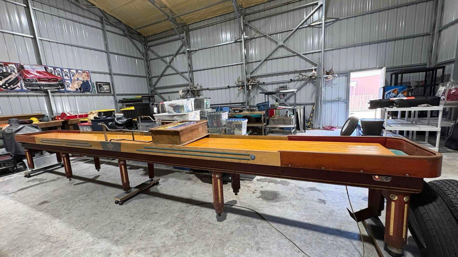 Vintage Mid century professional Tornamnet American C0. 22' Shuffle board table w/ score board: c-6590 This shuffle board was originally located at WSU in Pullman and later found a home at The the Green Lantern Tavern in Walla Walla Wa. The shuffle board is made by The historic American Shu