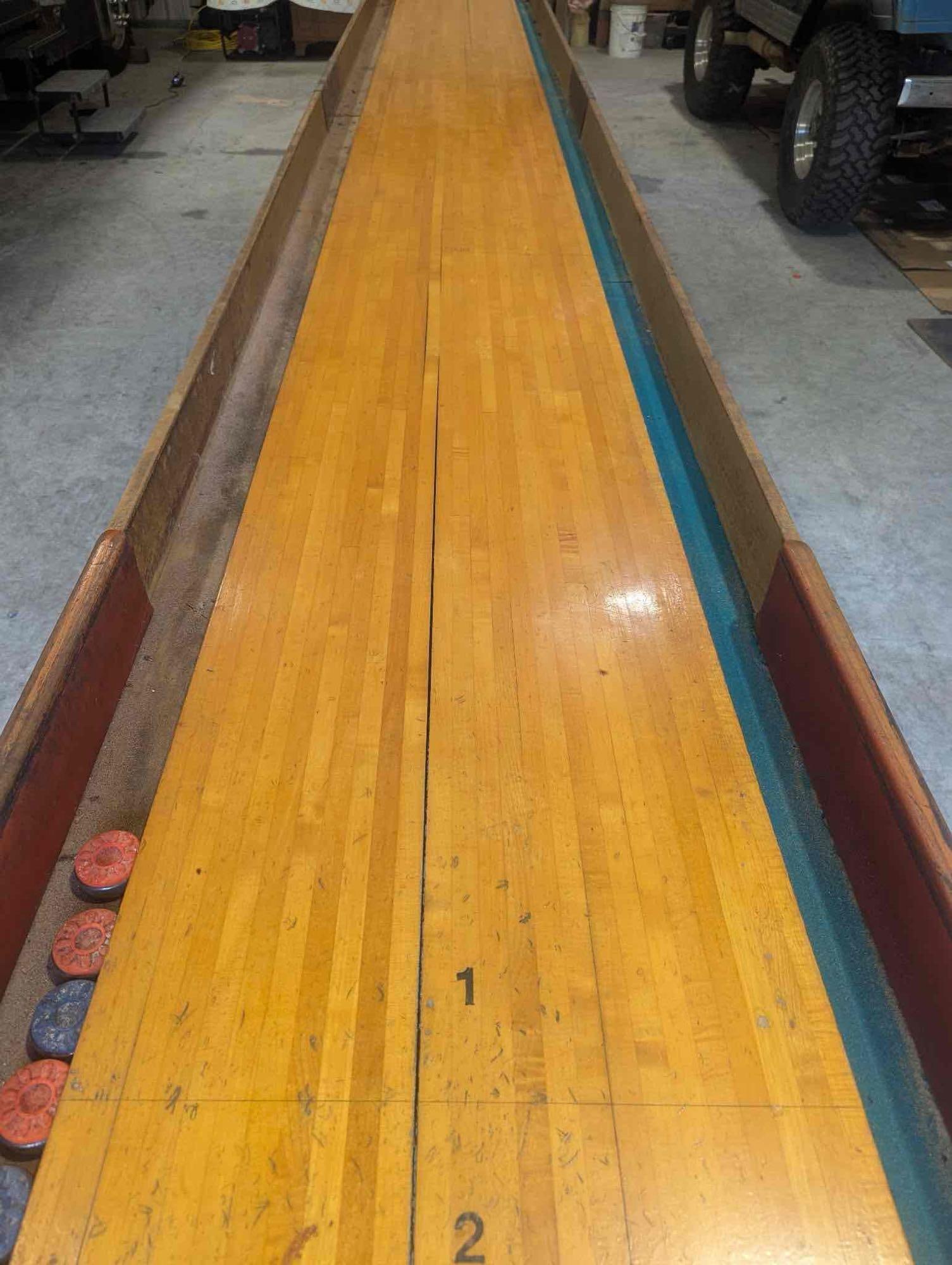 Vintage Mid century professional Tornamnet American C0. 22' Shuffle board table w/ score board - 4