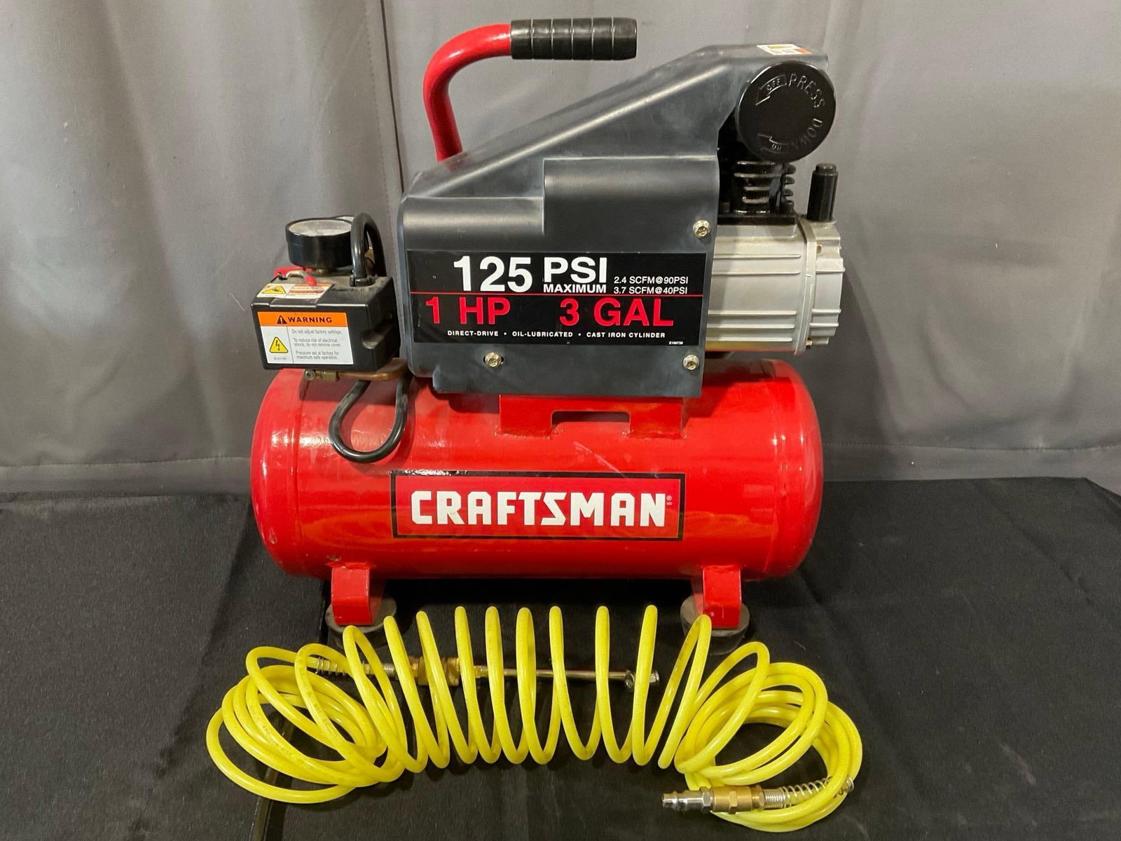 Craftsman model 921.153101 3 Gallon Air Compressor, 125 psi max, w/hose: Appears to be in good shape. The piece measures approx 21h x 19w x 10d inches. See pics. E-6260 *Freight Required if shipped, Buyer Arranged/Responsibility*