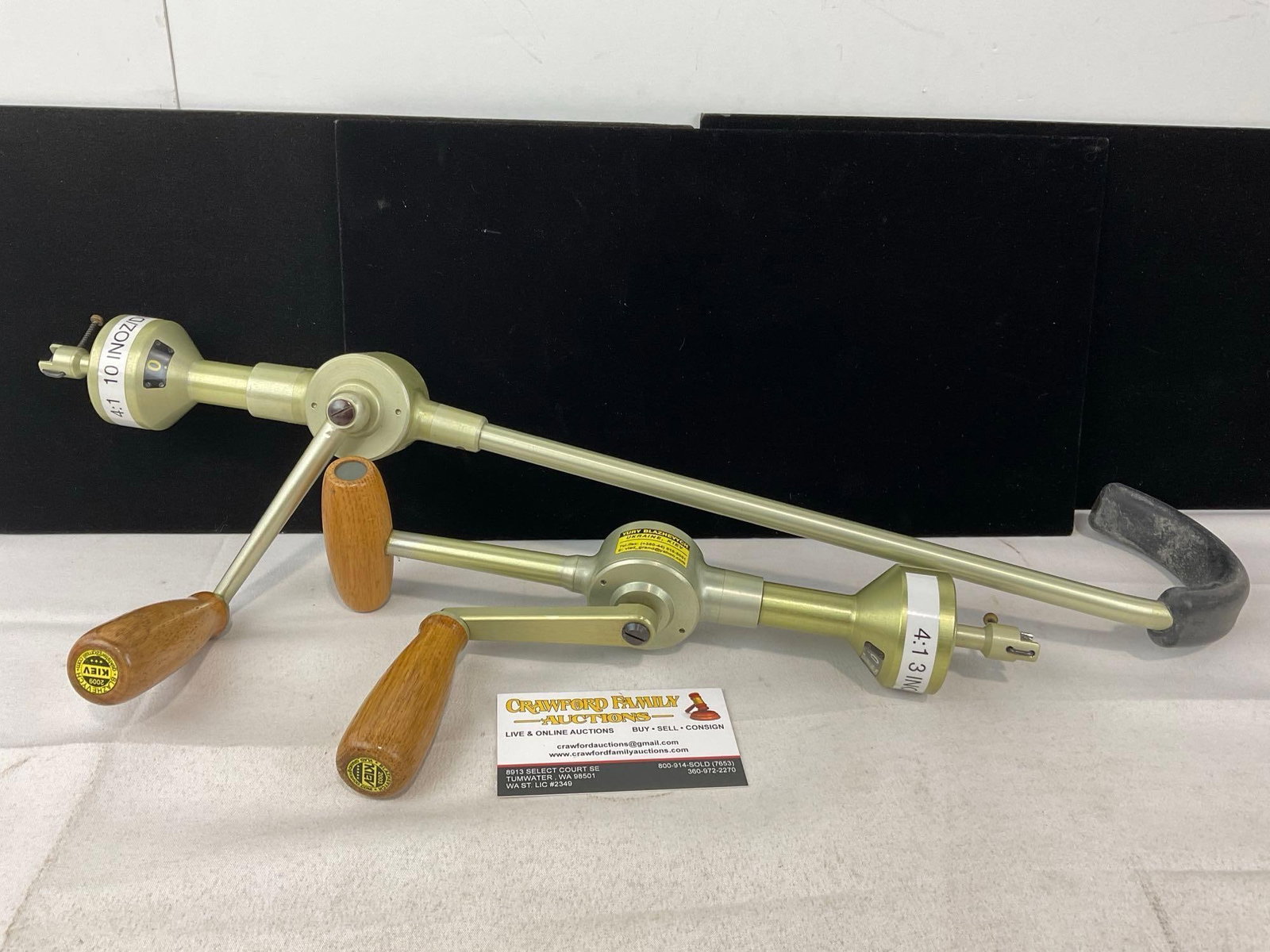 Free Flight Model Airplane Rubber Winders by Yuriy Blazhevych, 4:1 10 INOZ/DIV & 4:1 3 INOZ/DIV: Appears to be in good shape. The piece measures approx 22h x 11w x 5d inches. See pics. E-6260