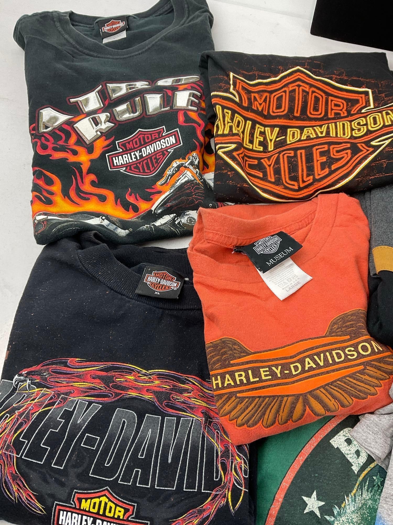 Variety of 13 Harley Davidson T-Shirts, Vintage & more modern, Mens Size Medium & Large - 2