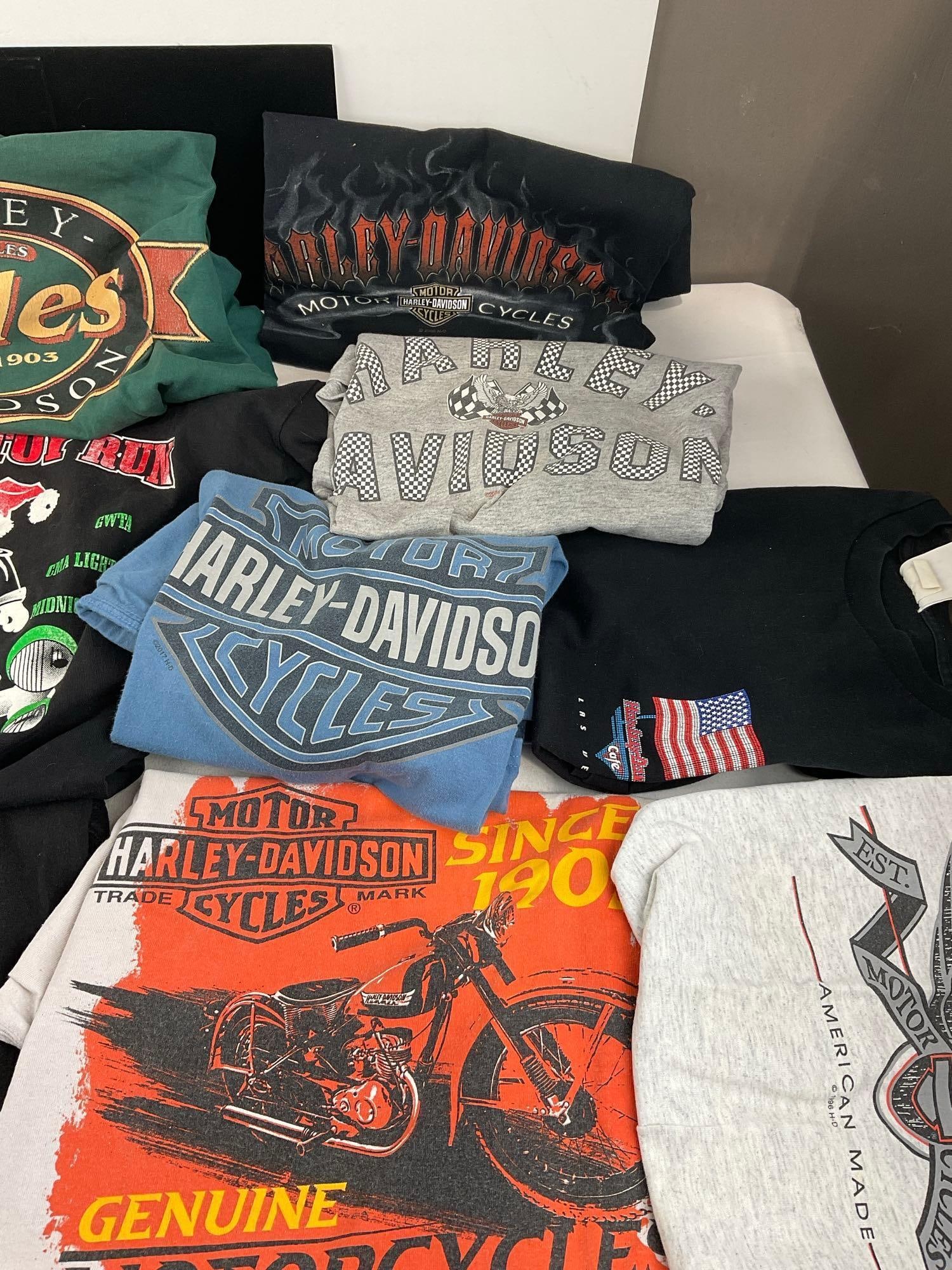 Variety of 13 Harley Davidson Mens Size Medium & Large T-Shirts, Vintage & more modern - 5