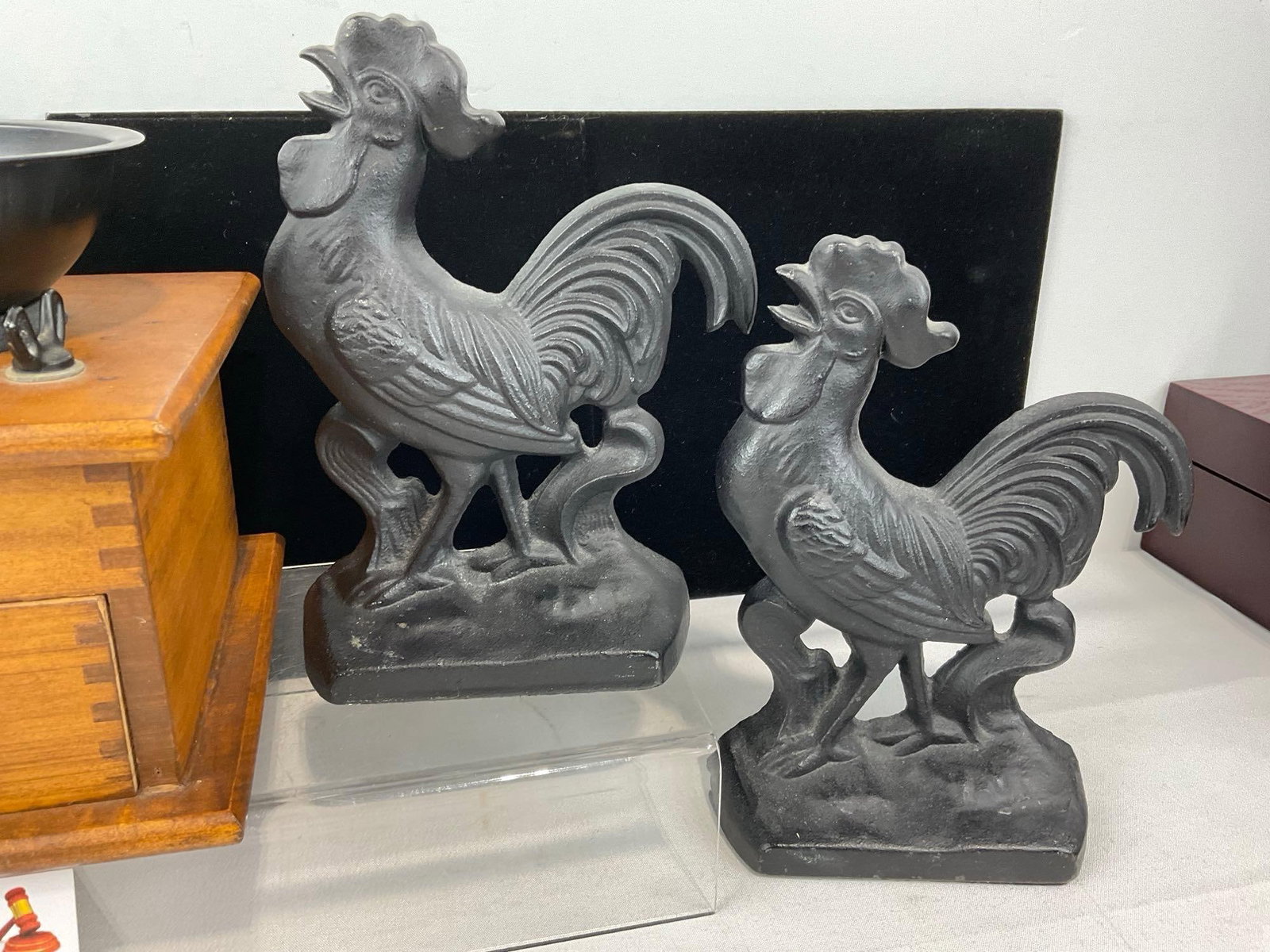 Cat Painted Wooden S&P Shakers, Vintage Coffee Grinder & Pair of modern Cast Iron Rooster Door St... - 3