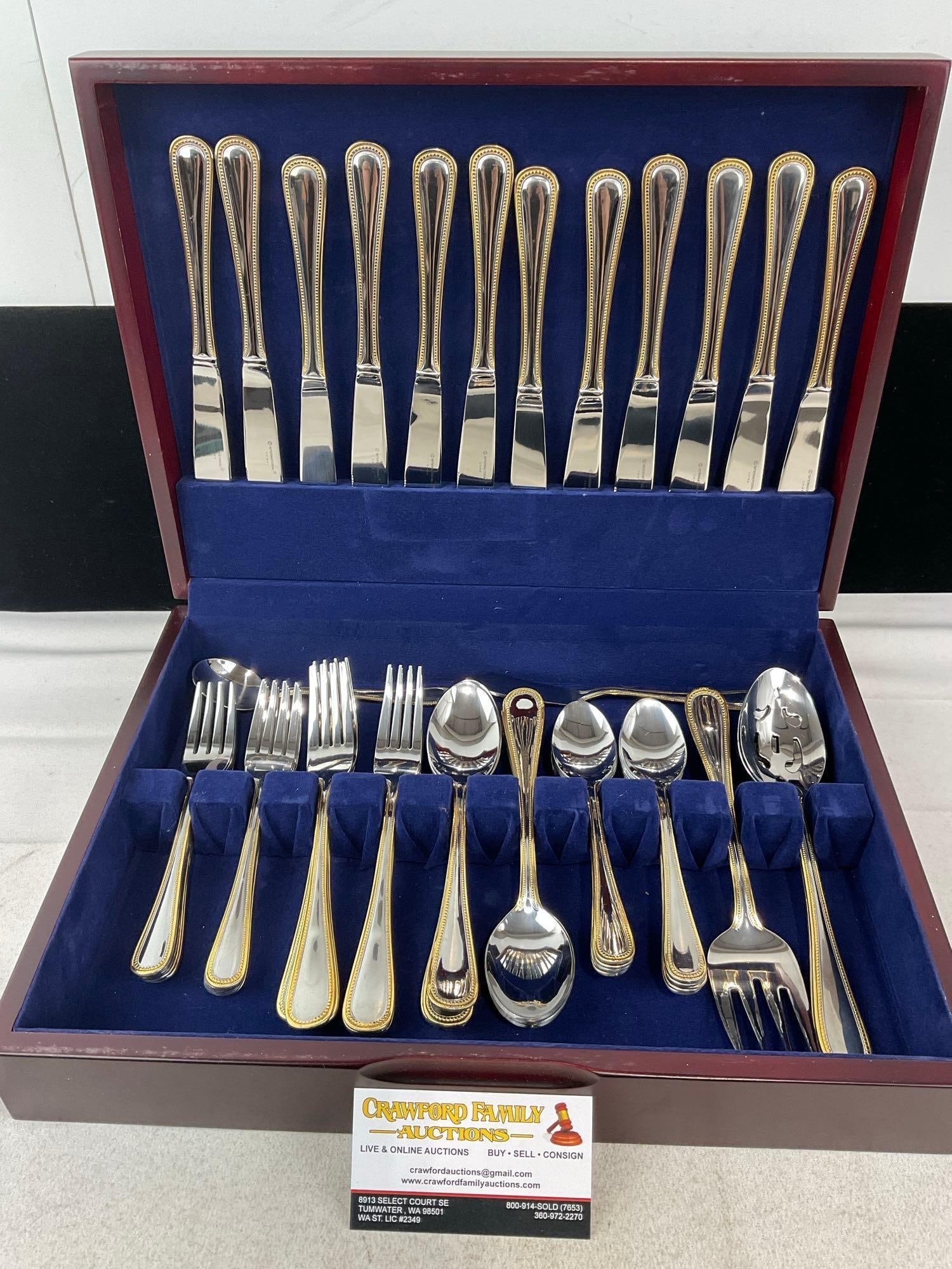 International Stainless Flatware Set of 65, service for 8, in wooden case: Appears to be in good shape. The piece measures approx 4h x 16w x 12d inches. See pics. E-6480