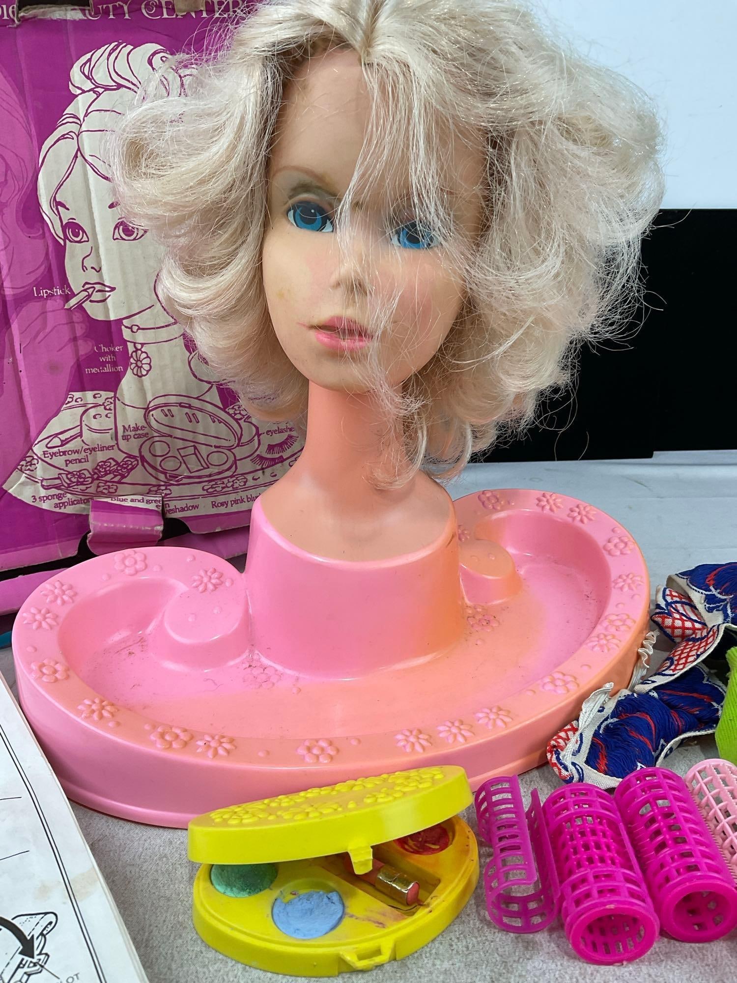 Vintage 1970s Barbie Beauty Center w/original box, w/some accessories - 3