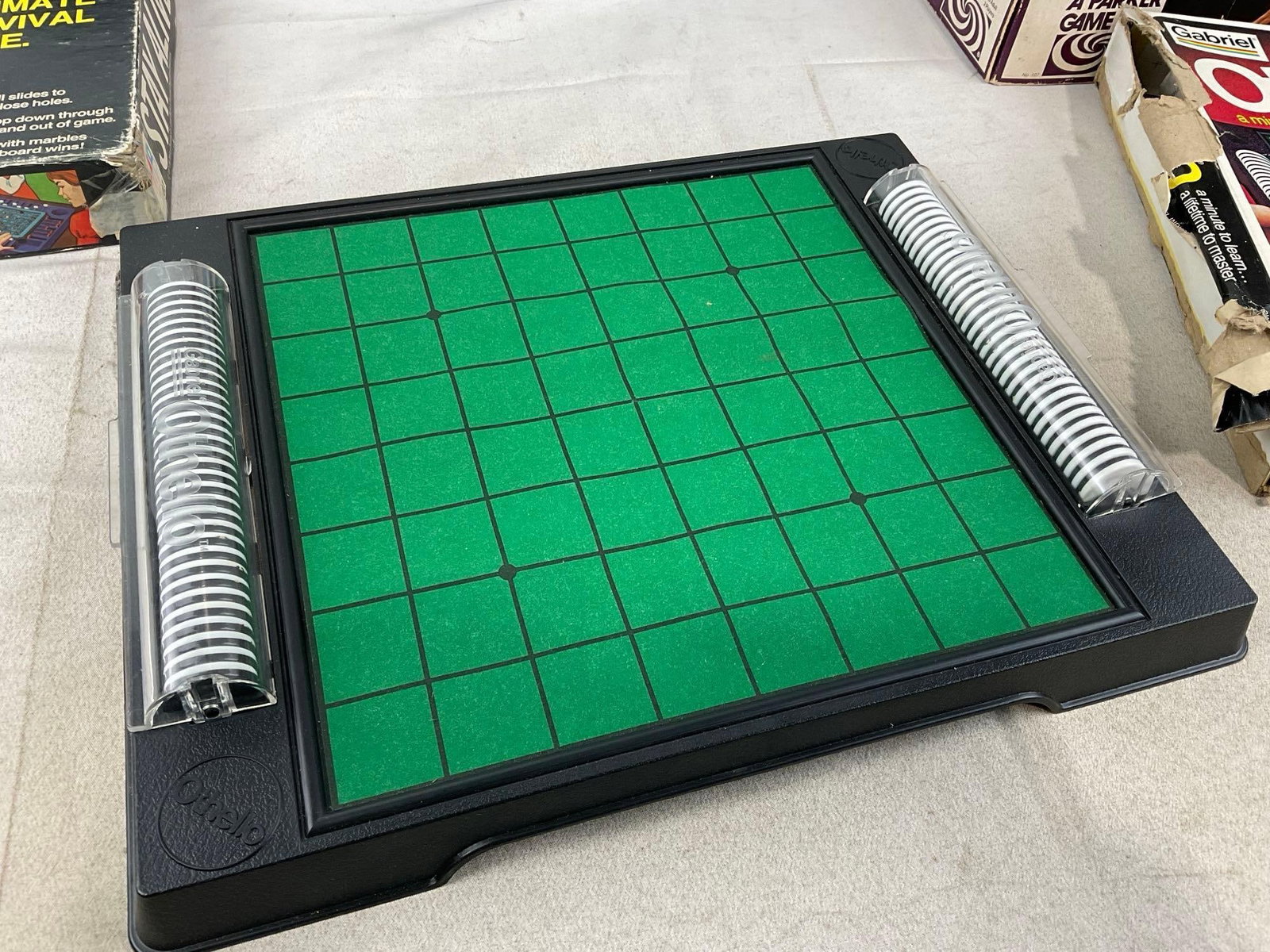 6 Vintage Games, Aggravation, Concentration, Othello, Stay Alive, Square Off, Caspers Picture Lotto - 5