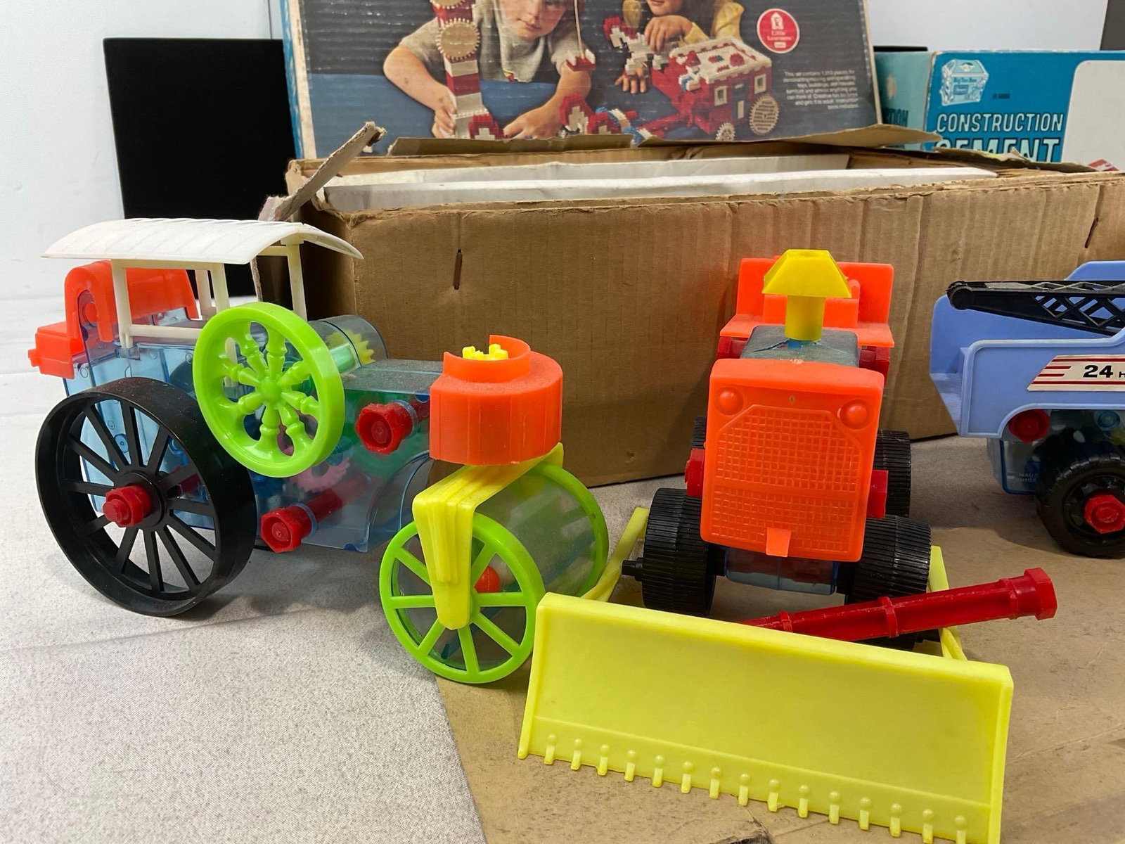 2x Sears Brix Blox Brick Sets, Construction Cement Truck, Learn While You Play Toy Truck Set - 7