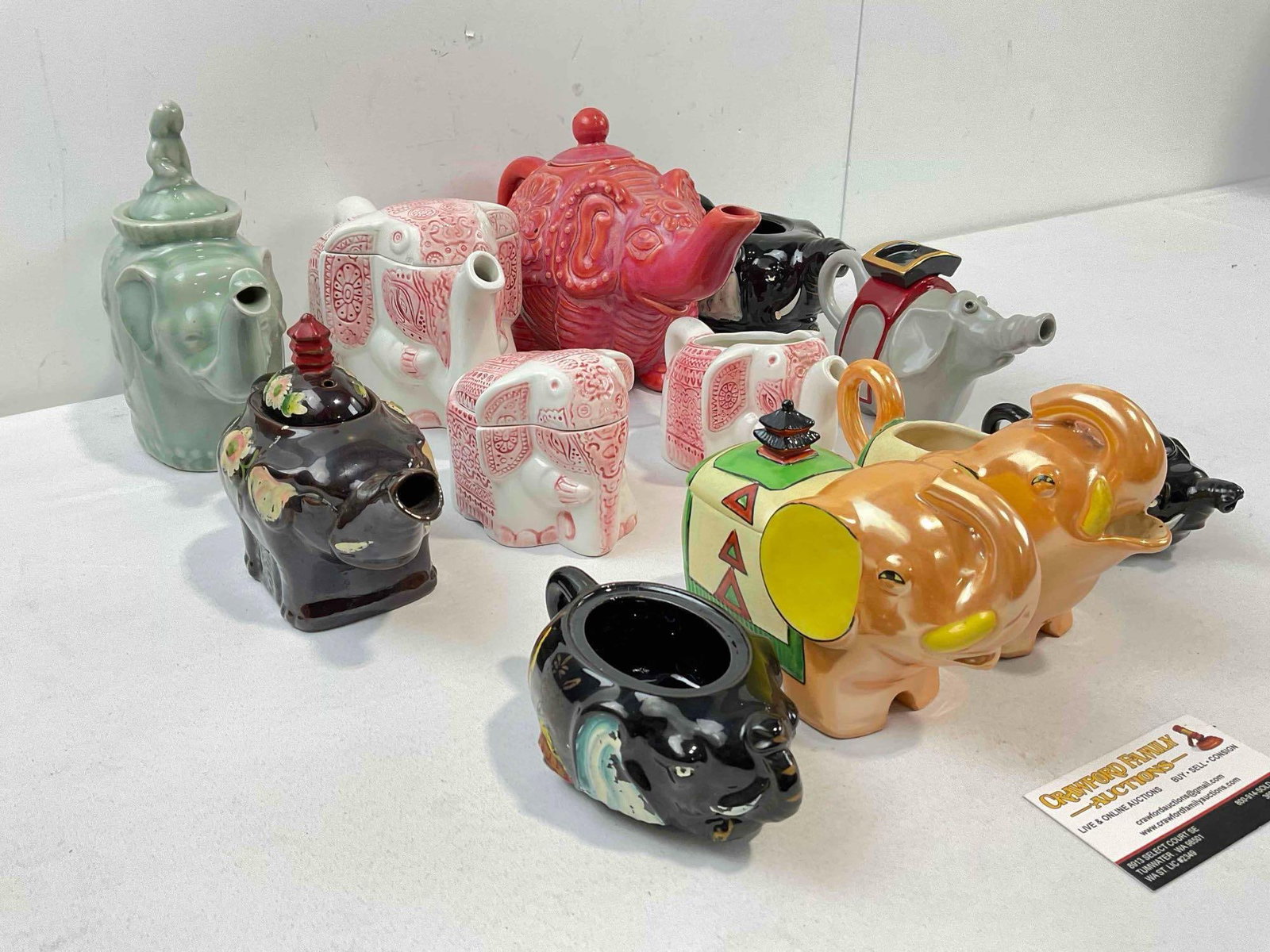 12 pcs Charming Ceramic Elephant Tea Set Dishes, incl. Teapots, Creamers, Sugar Bowl. - 3