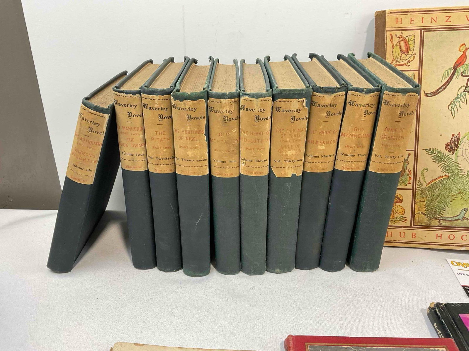 19 pcs Vintage Book Collection, incl. Walt Disney's Dumbo, Raggedy Ann by Johnny Gruelle. - 2