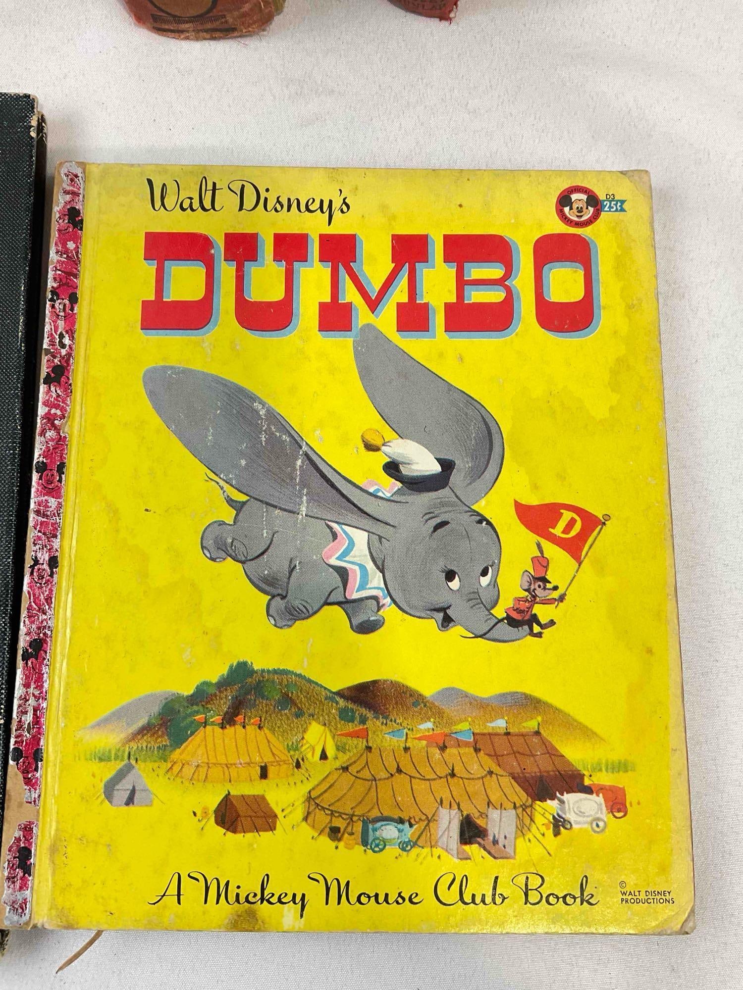 19 pcs Vintage Book Collection, incl. Walt Disney's Dumbo, Raggedy Ann by Johnny Gruelle. - 3