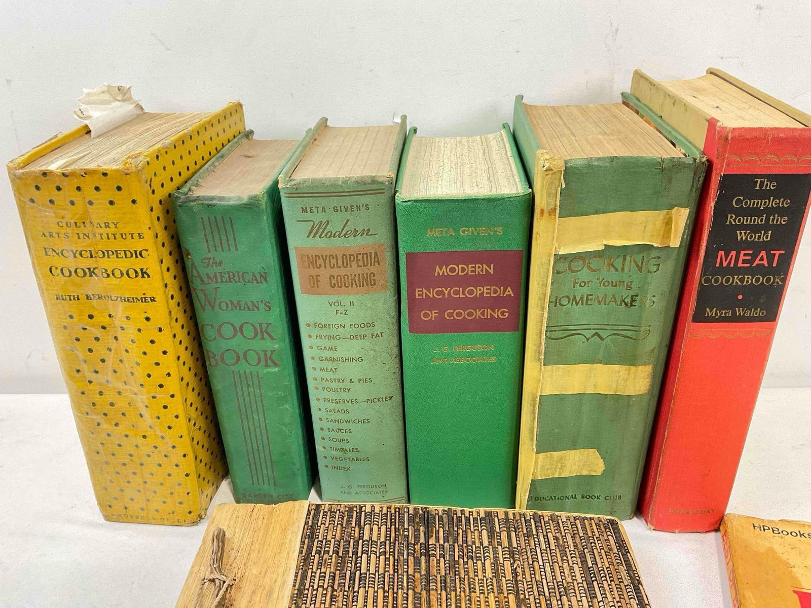 9 pcs Vintage Book Collection, incl. 8x Cookbooks & 1x Photo Album. Fair Condition. See pics. - 2