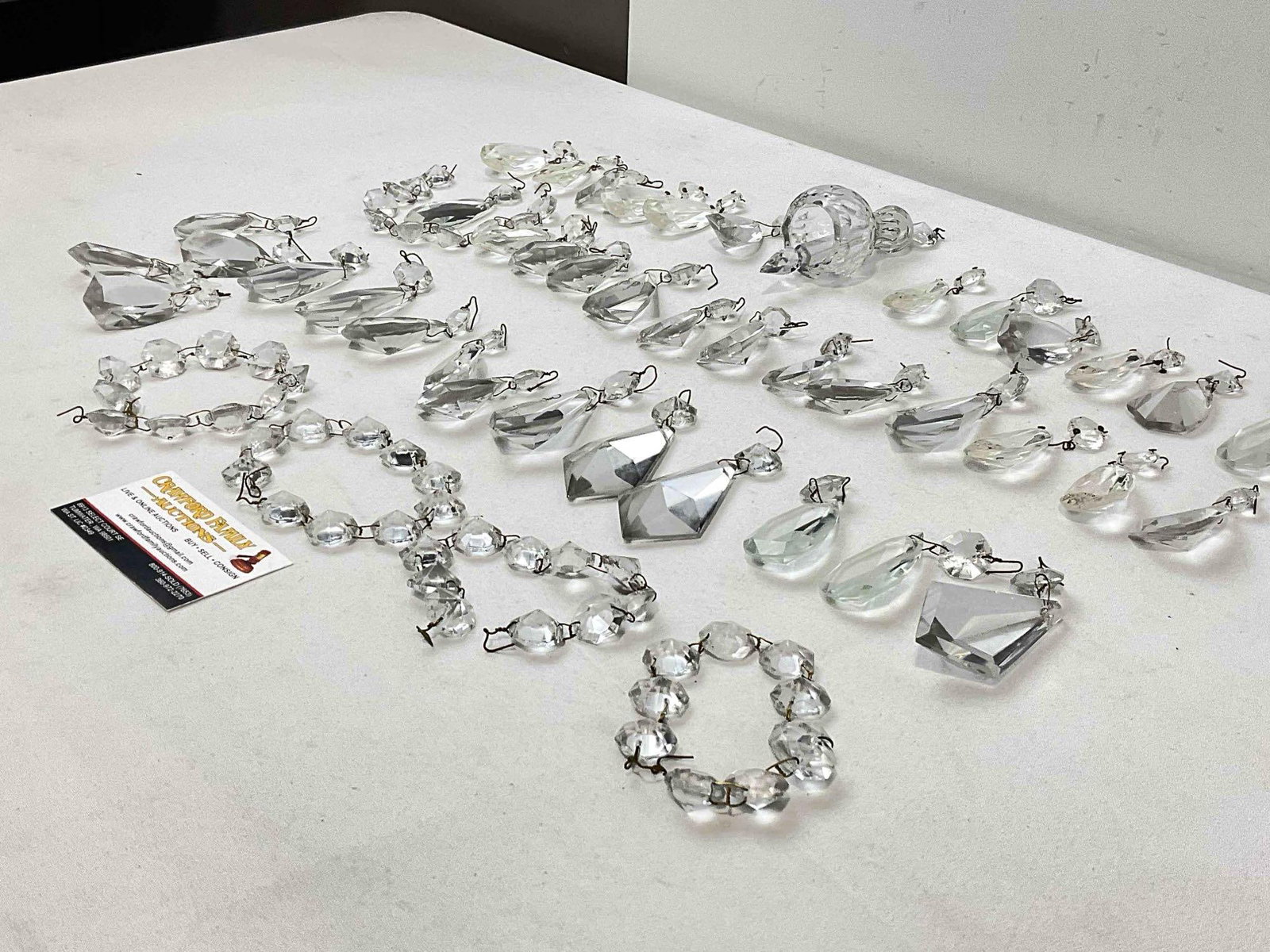 46 pcs Vintage Glass Chandelier Crystal Collection. Good Condition. See pics. - 2