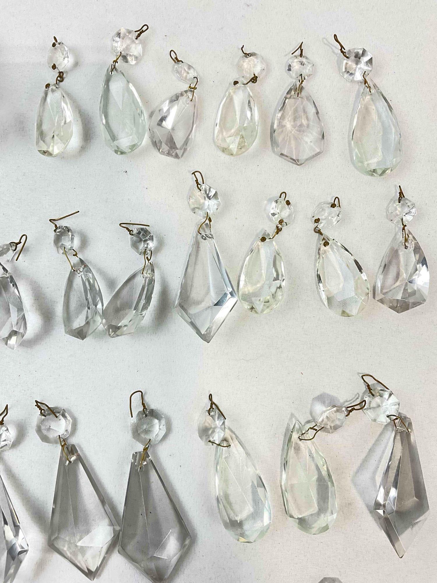 46 pcs Vintage Glass Chandelier Crystal Collection. Good Condition. See pics. - 5
