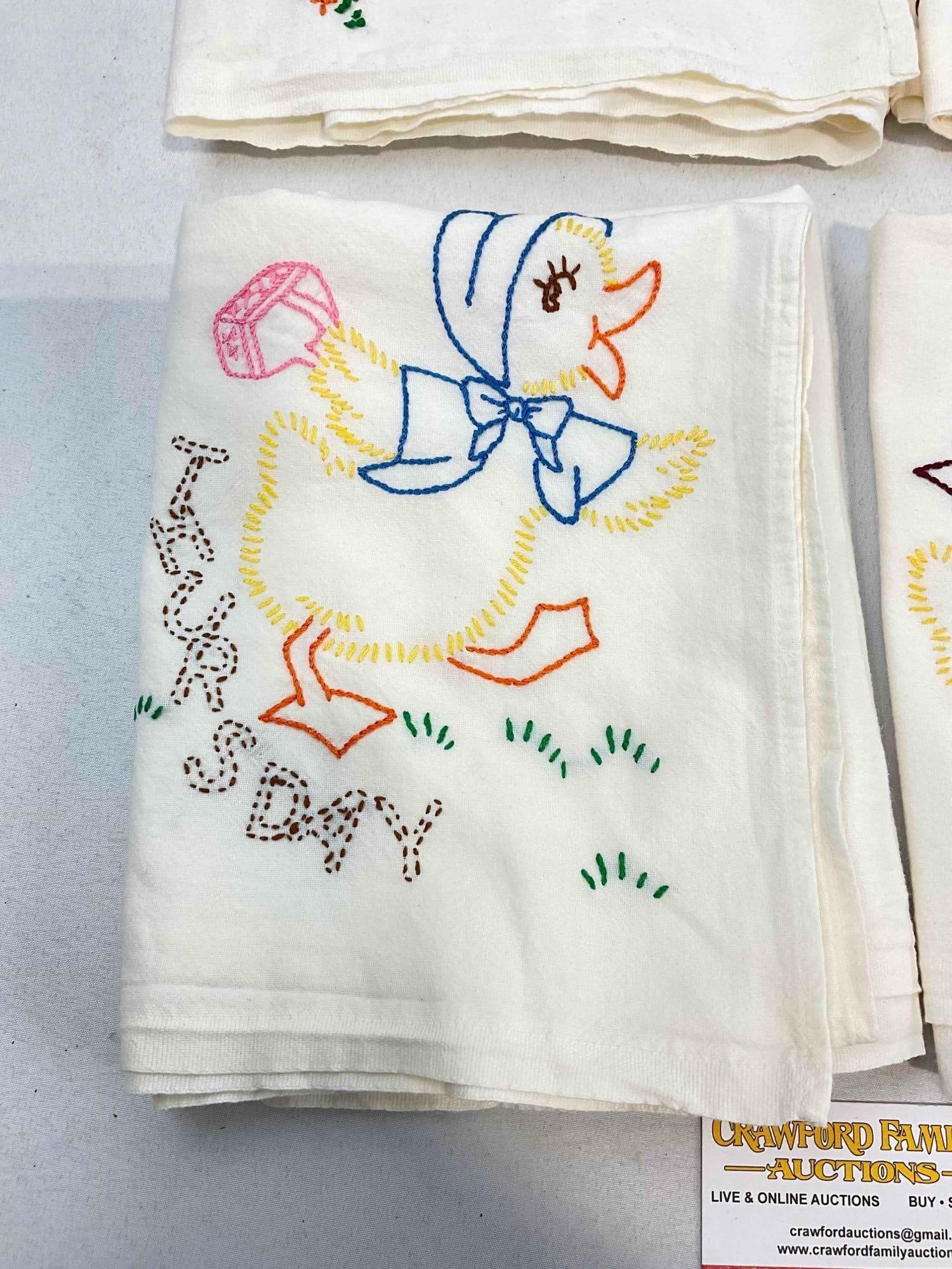 4 pcs Vintage Adorable White Cotton? Tea Towels w/ Embroidered Ducks & Weekdays. See pics. - 4