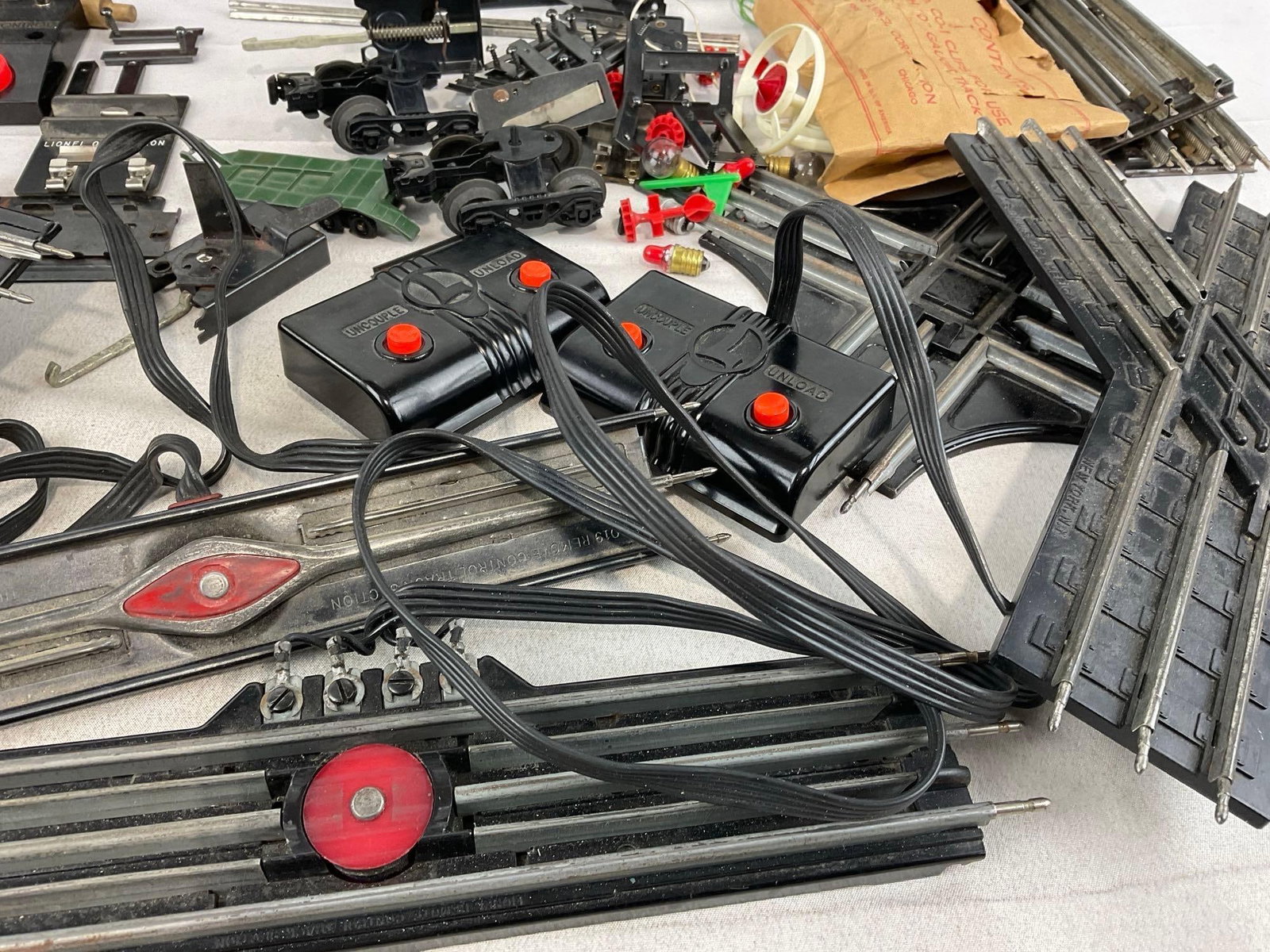 Asst of Lionel O Scale Track Pieces, Crossroads & more, Switches, Clips & more - 3
