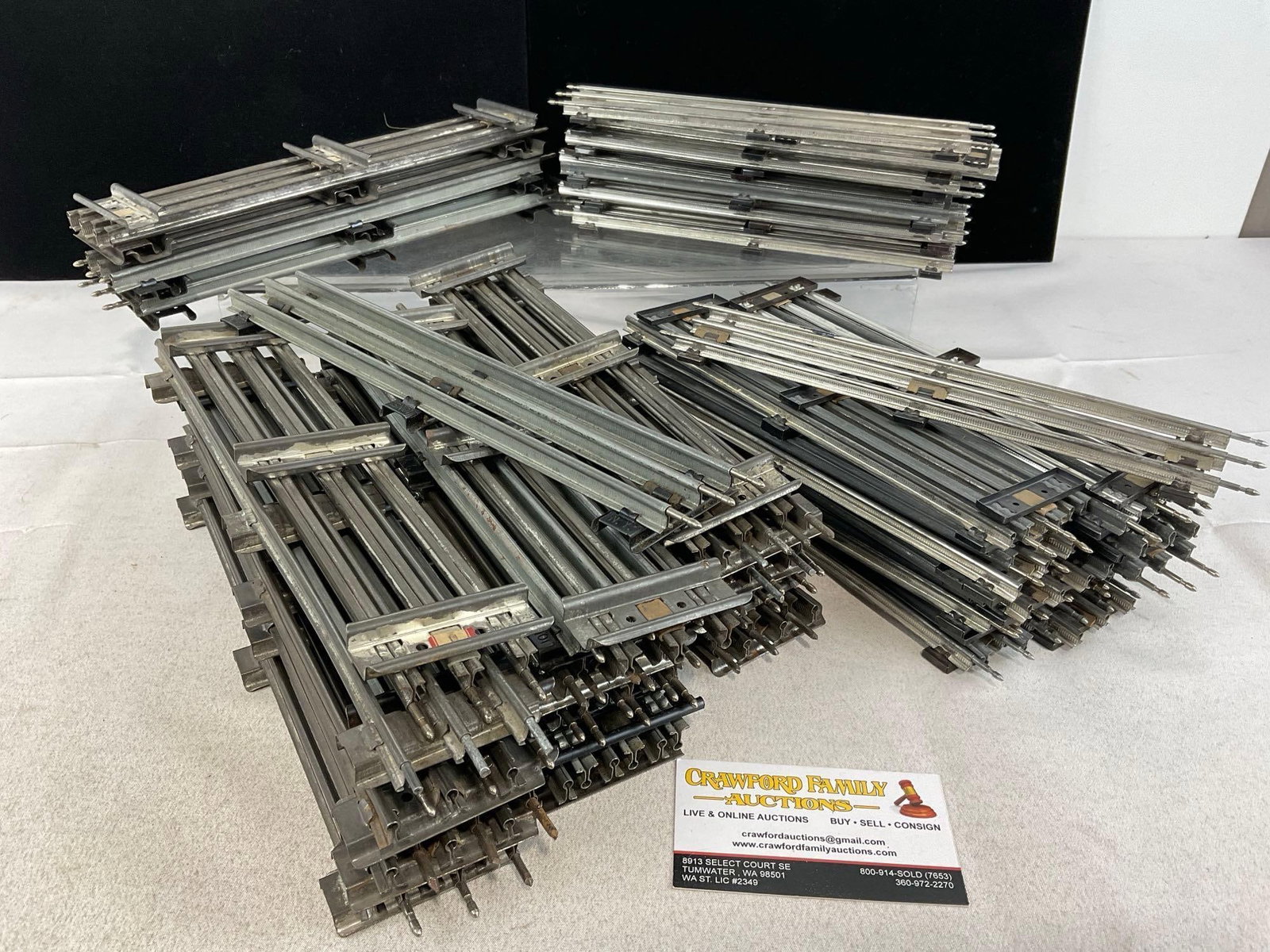 Lionel O-Scale Straight pieces, 31x 10 inch track & 32x 8.5 inch track: Appears to be in good shape. The piece measures approx 12h x 9w x 12d inches. See pics. E-5430
