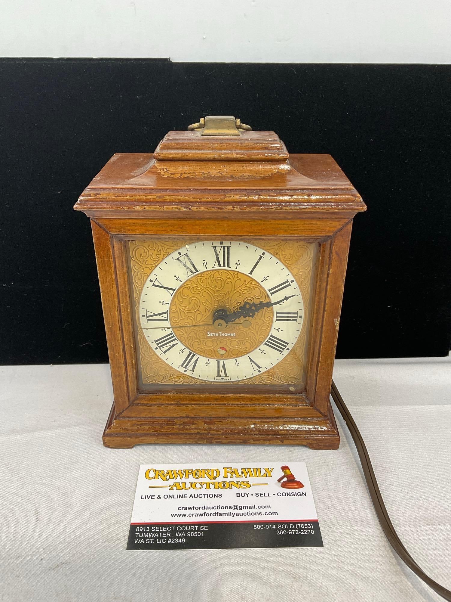 Vintage Seth Thomas Buckingham E018-000, Electric Mantel Clock, 8x7x5 inches: Appears to be in good shape. The piece measures approx 8h x 7w x 5d inches. See pics. E-6240