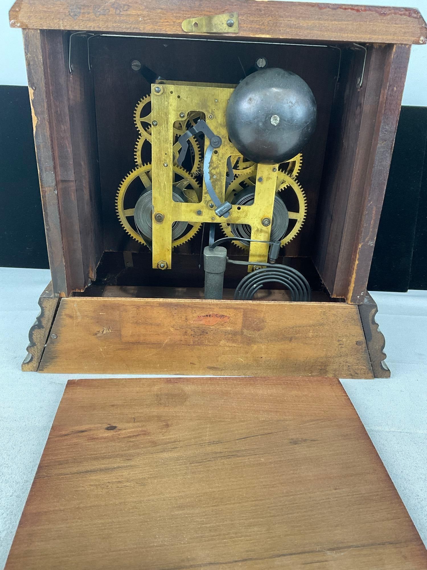 Early 20th Century E. Ingraham Co Mantel Clock, Time Strike, 11x12x7 inches - 5