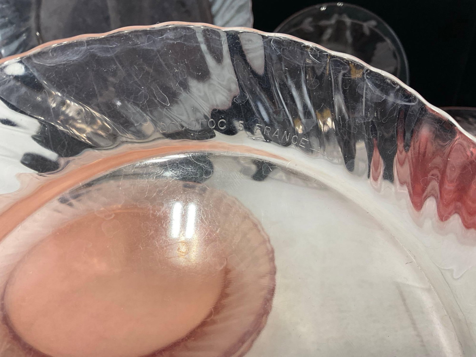 Early 20th Century Pink Depression Glass Plates, Swirl Pattern 4 Dinner, 3 Lunch, Saucer & 4 b&b - 3