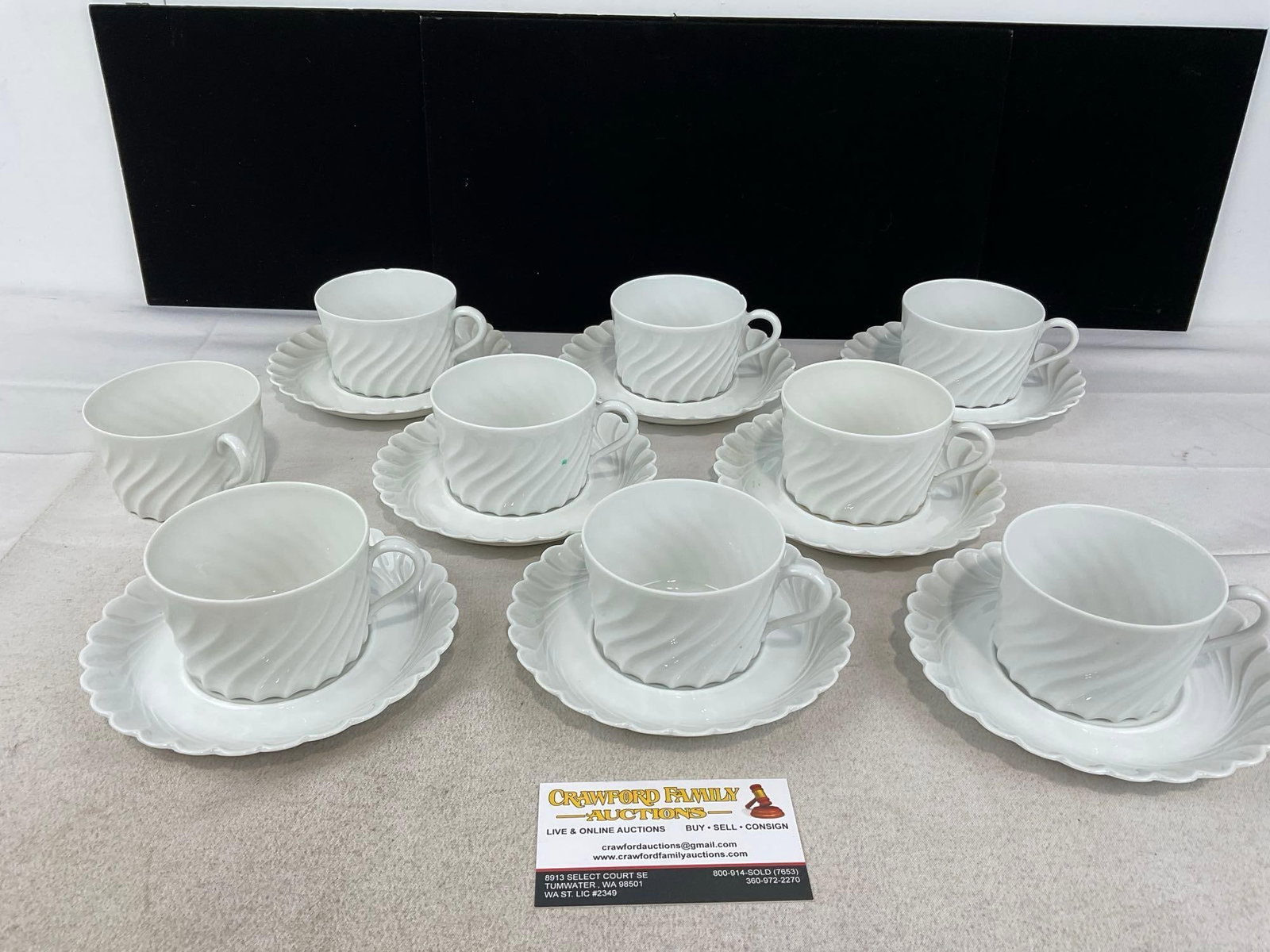 Haviland Limoges Porcelain China, Torse Blanc pattern, 9 cups, & 8 saucers, a couple chips: Appears to be in fair to good shape, a couple chips on two of the cups. The piece measures approx 7h x 12w x 11d inches. See pics. E-6260