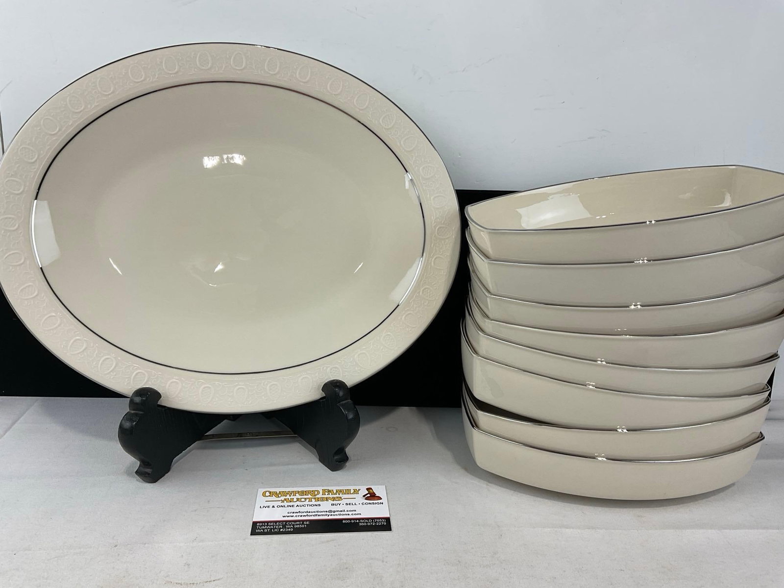 Franciscan Moon Glow Platter, & 8 Oval Vegetable Bowls, Silver Gilt Rims: Appears to be in good shape. The piece measures approx 11h x 17w x 14d inches. See pics. E-6270