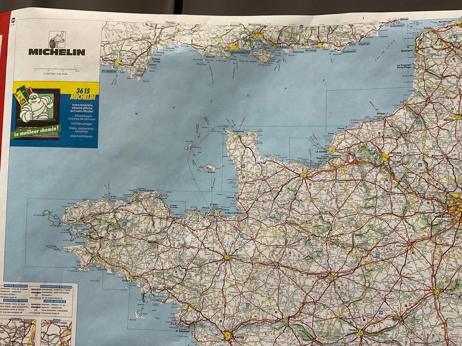 Michelin Tires France Map, #3615, Road Map, Rolled up - 3