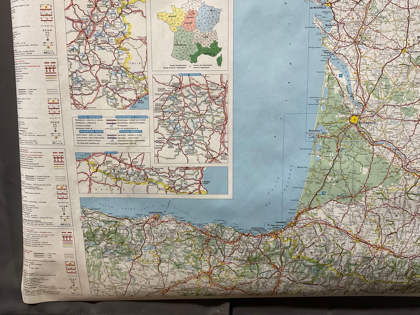 Michelin Tires France Map, #3615, Road Map, Rolled up - 5