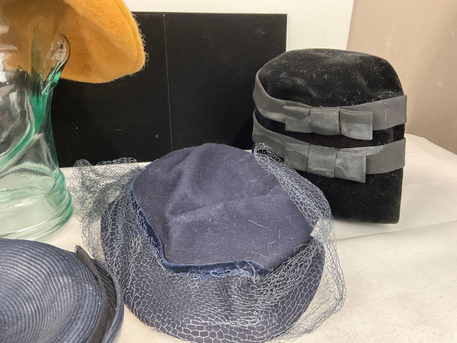 Collection of 6 1940s-50s Hats, variety of brands, Velour, Brushed Felt Cloche, few Pillbox hats - 3