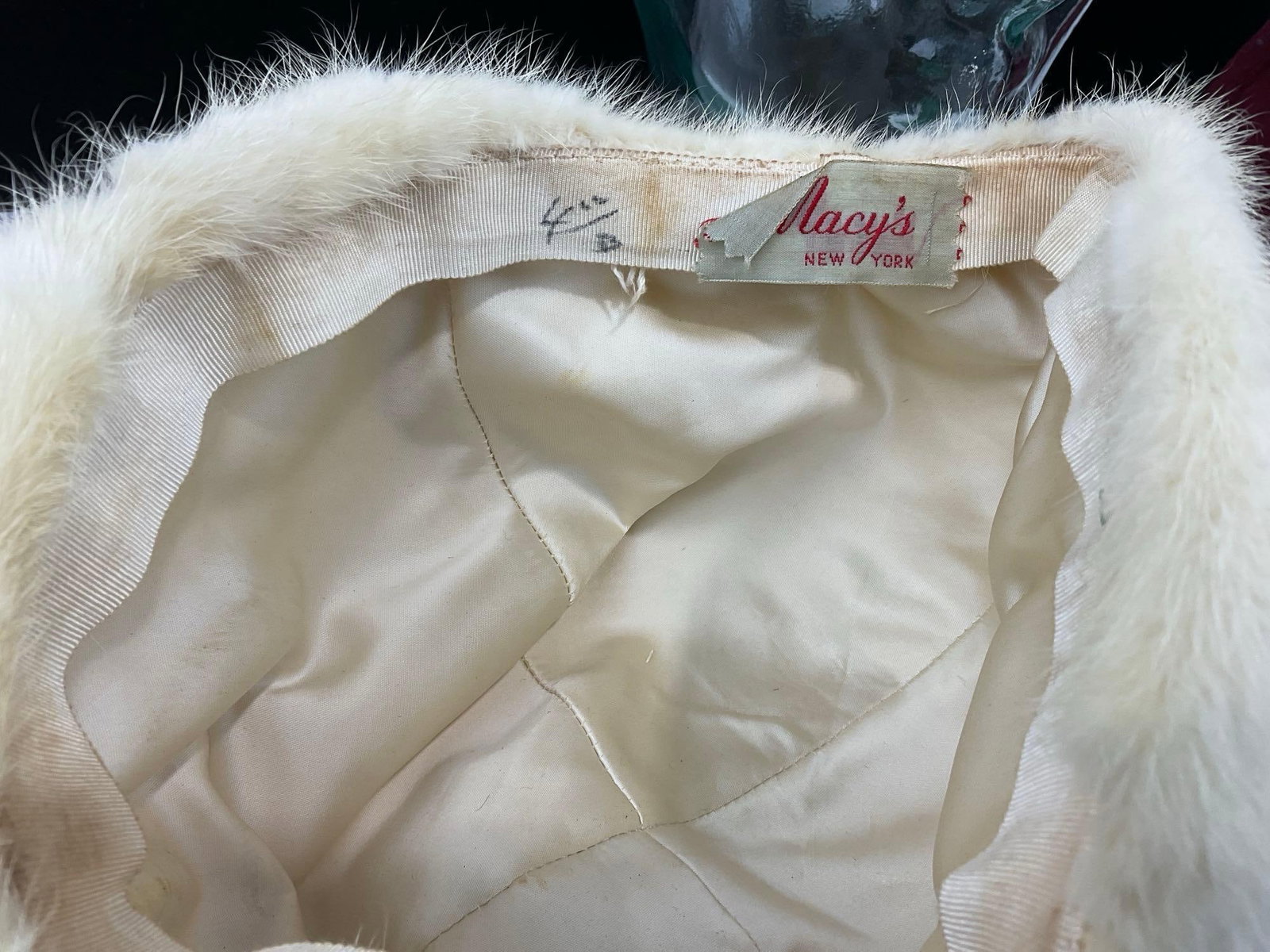 Collection of 8 40s-50s Hats, Felt & Velour, Cloche styles, Fur pillbox, Beret style, many colors - 9