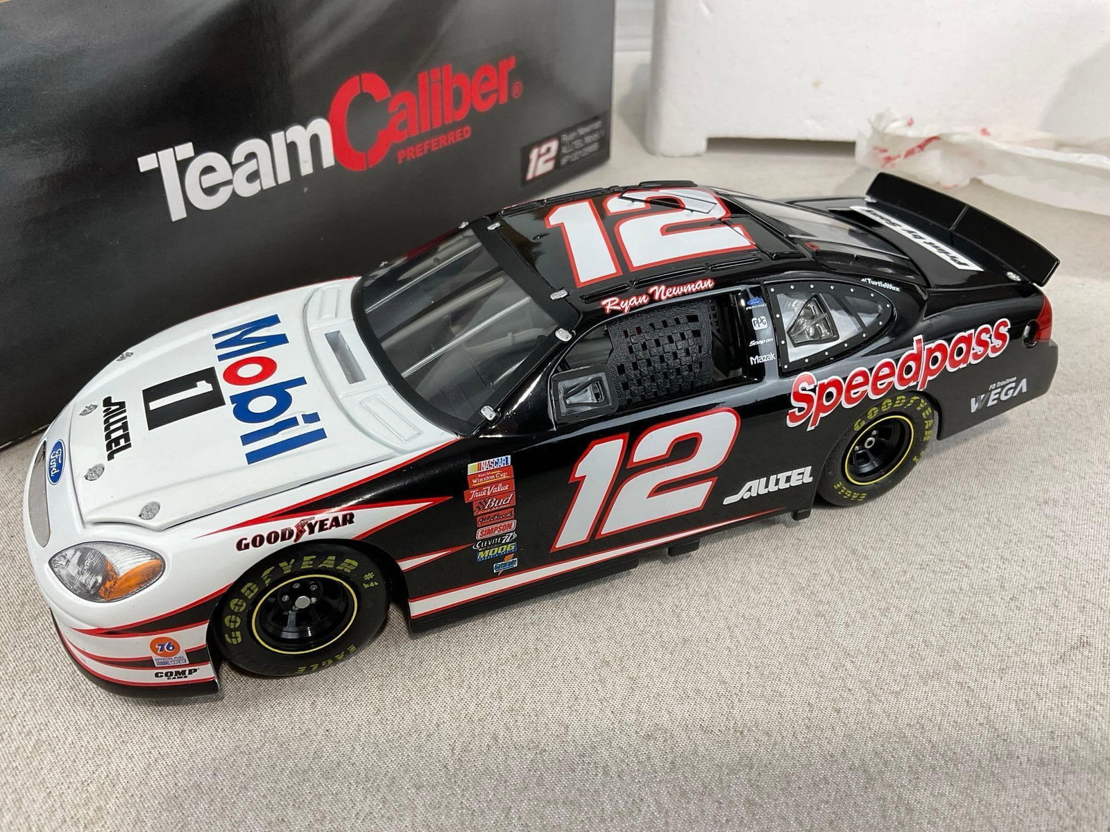 3x Diecast Race Cars 1:24 Scale, Dale Earnhardt Jr, Ryan Newman #12, Kodak #4 w/boxes - 6