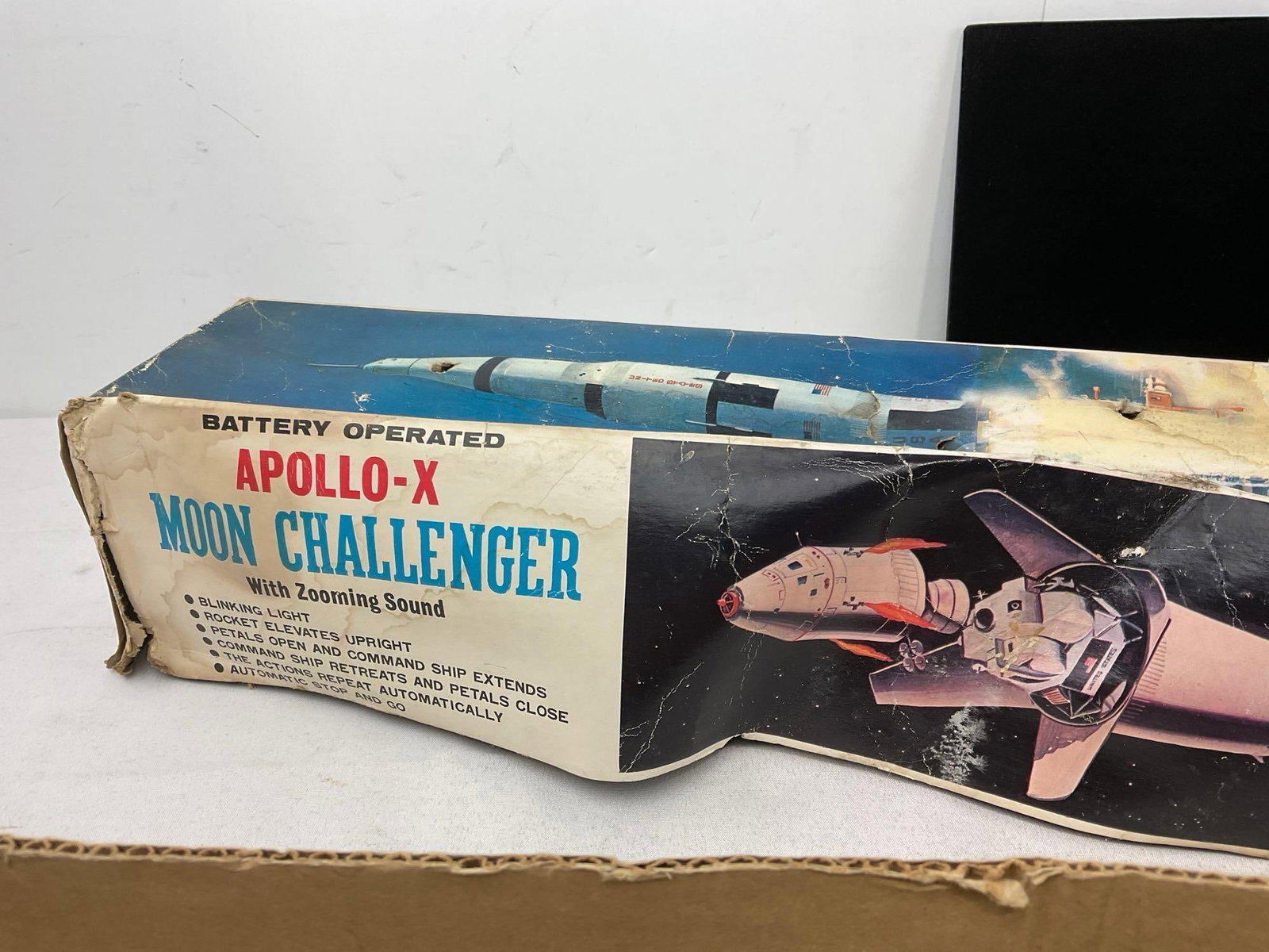 Sears Zoom Microscope Set, 40-1200 Power, & Apollo Moon Challenger Model w/boxes - 5