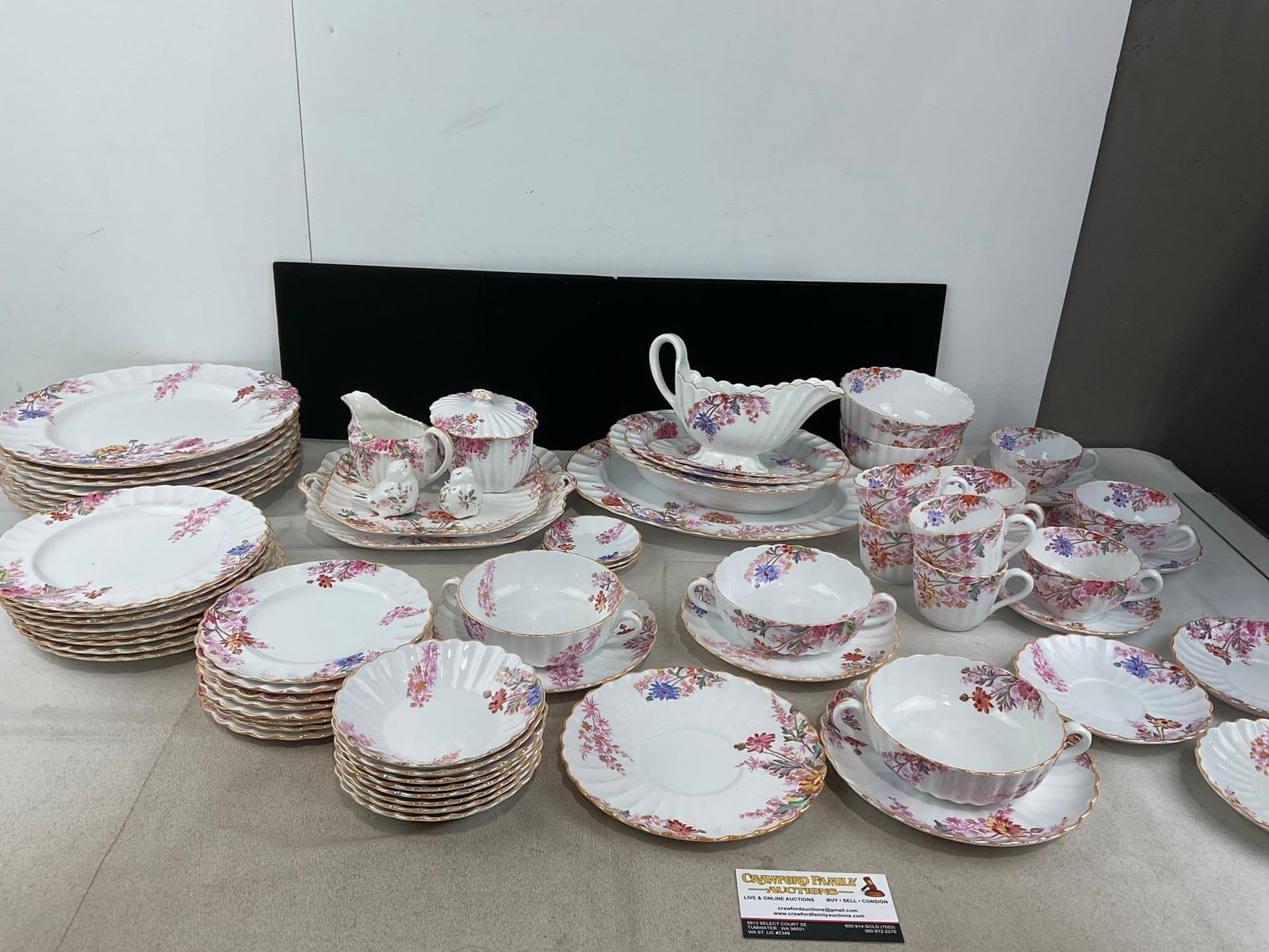 Spode Copeland China, Chelsea Garden Pattern, approx 67 pieces in total, variety of types (1 of 7)